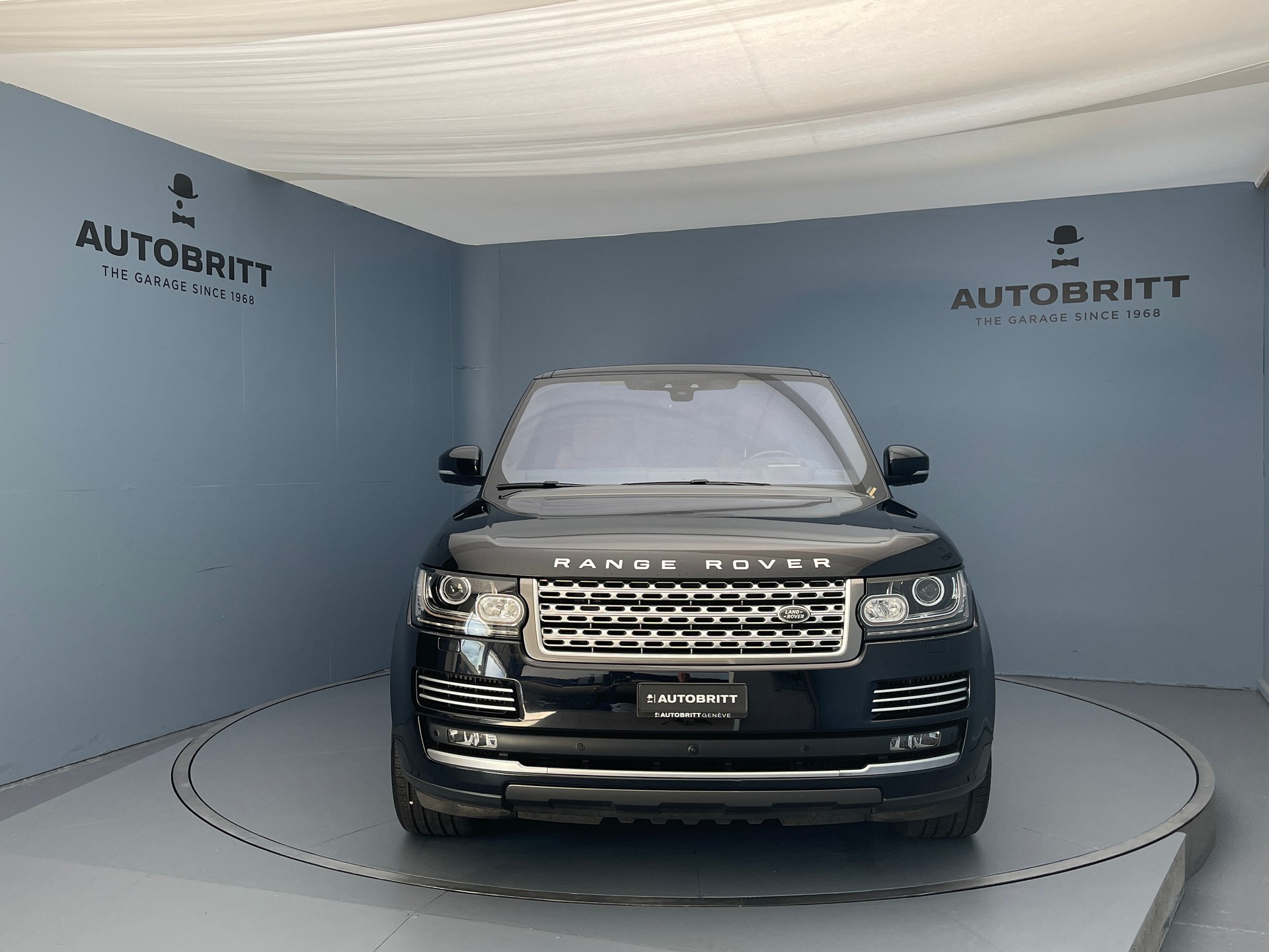 LAND ROVER Range Rover 4.4 SDV8 Autobiography-image-1