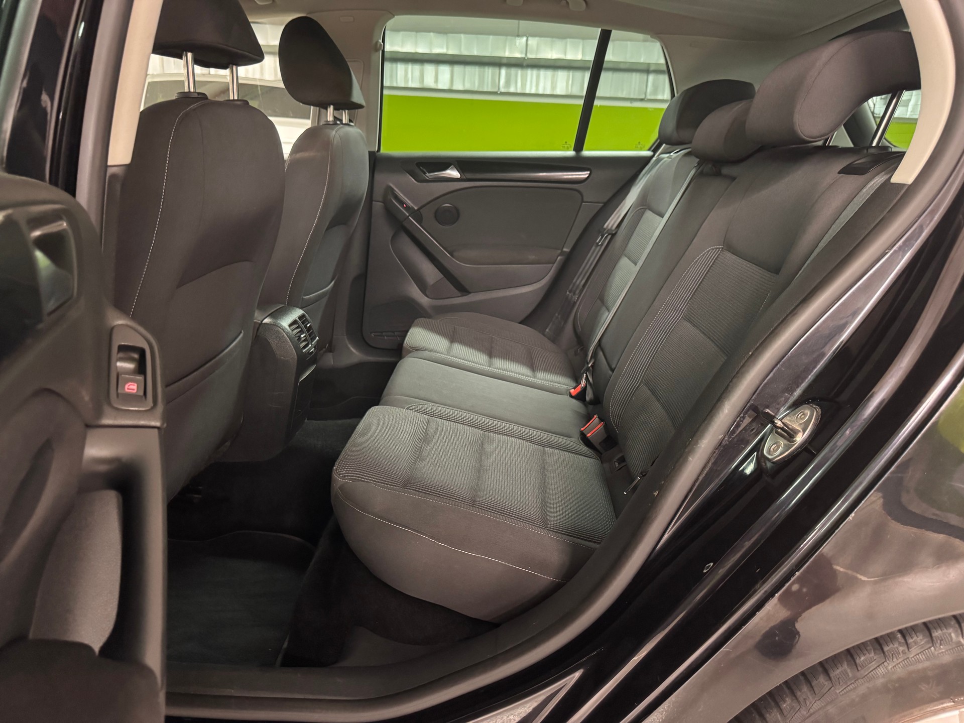 VW Golf 1.4 TSI Trendline-image-9