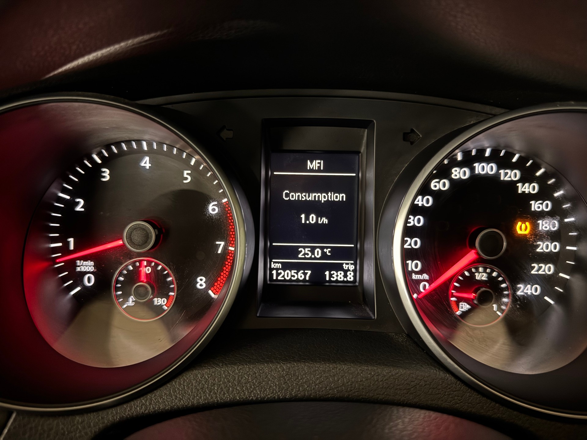VW Golf 1.4 TSI Trendline-image-15