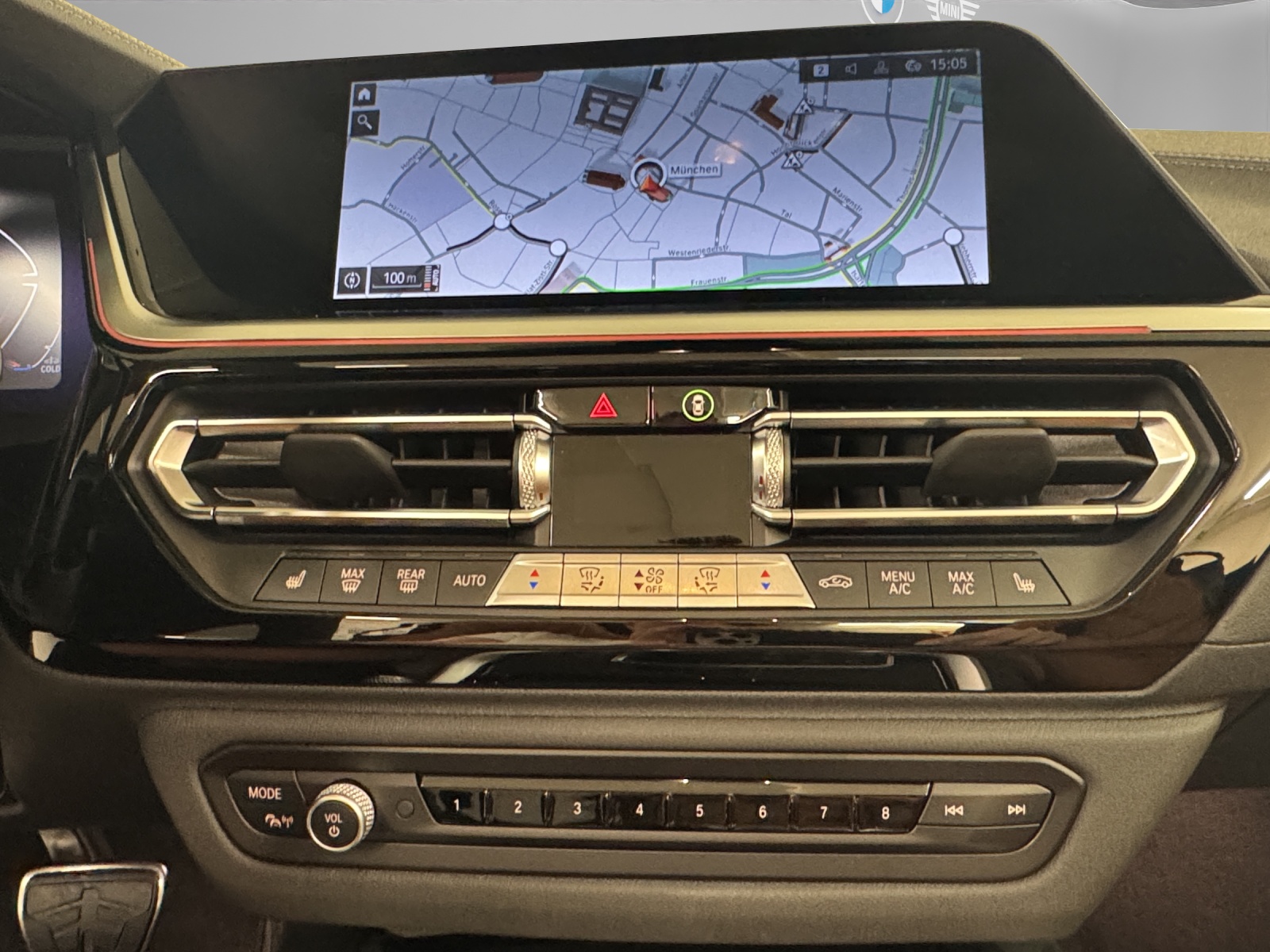 BMW Z4 20i sDrive-image-18