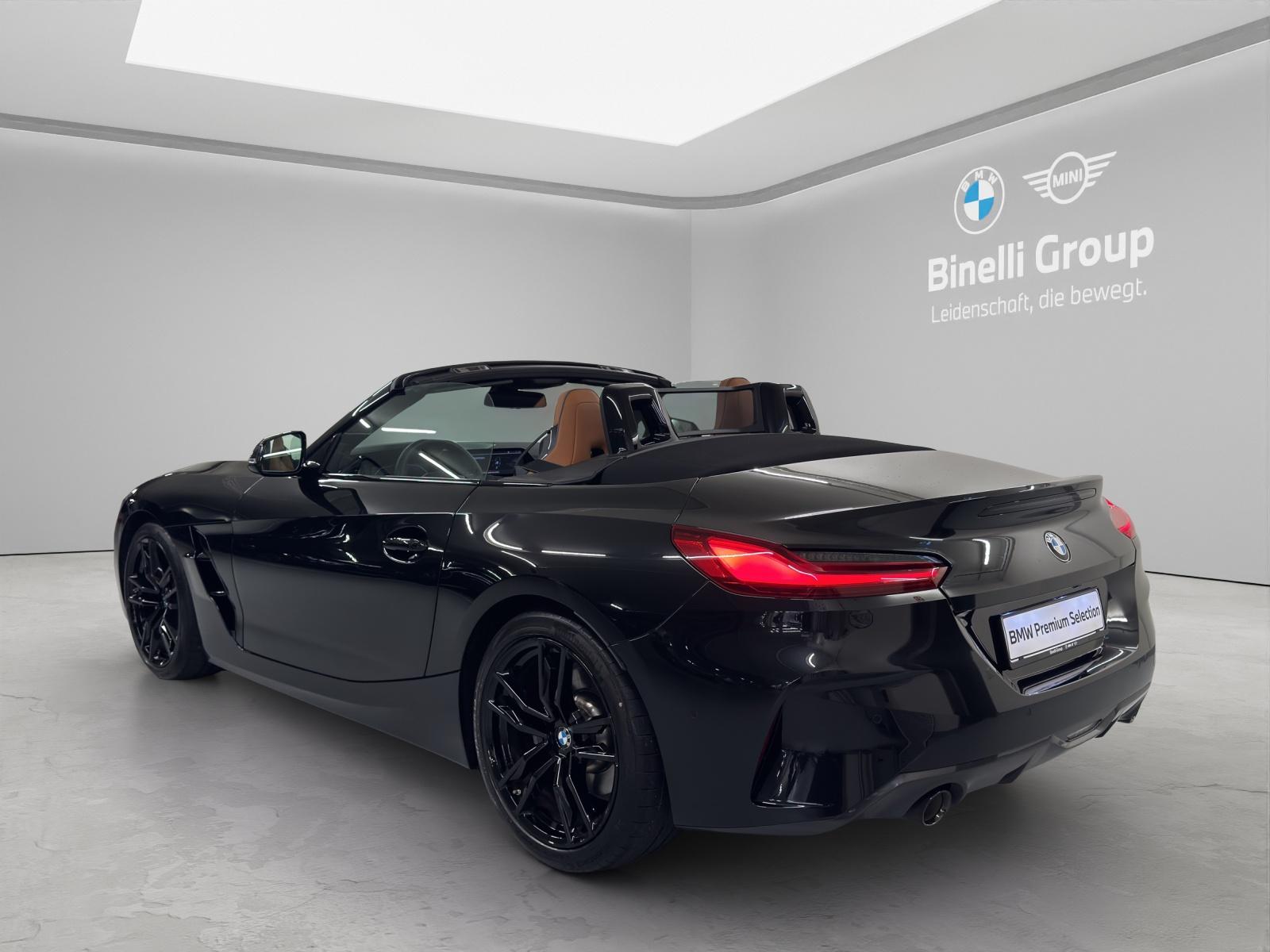 BMW Z4 20i sDrive-showroom-element-2