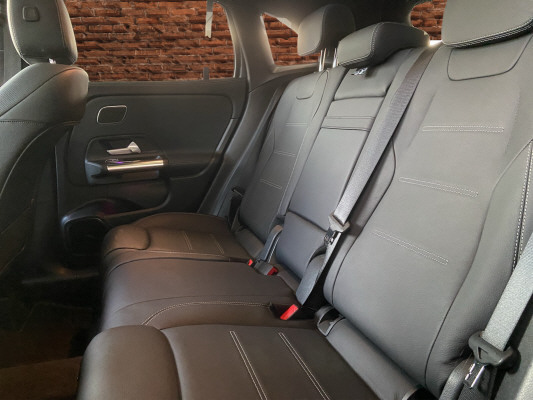 MERCEDES-BENZ GLA 45 S AMG 4Matic+-image-13