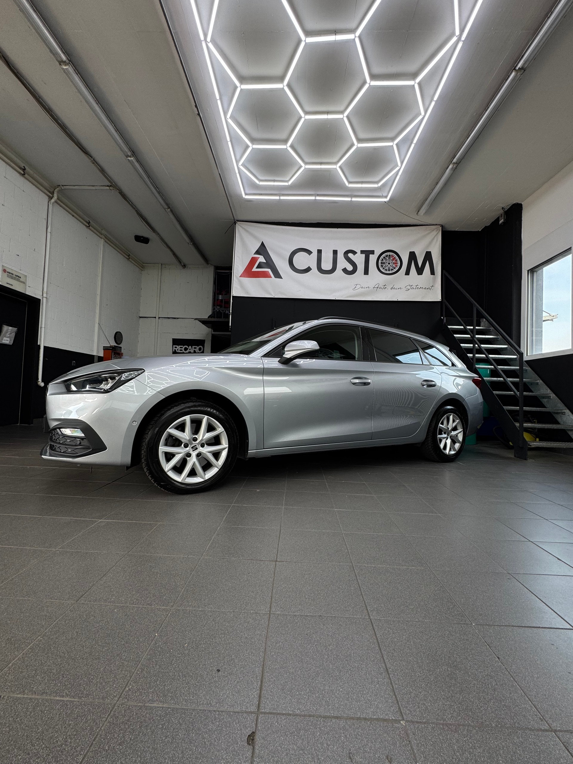 SEAT 2.0 SP-image-1