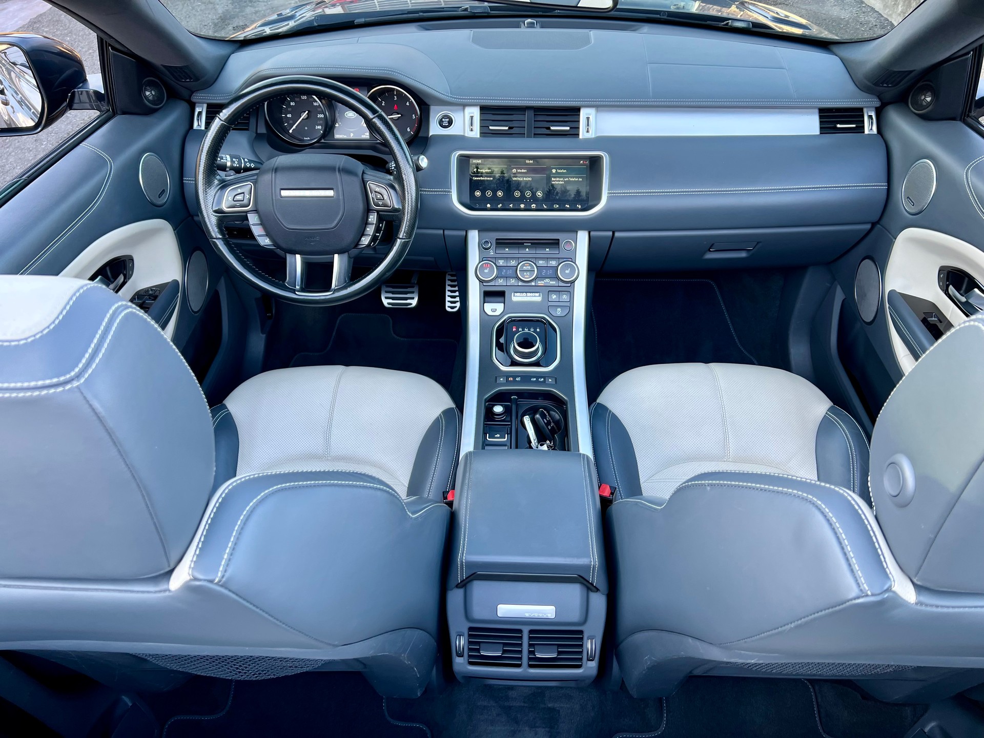 LAND ROVER Range Rover Evoque Conver. 2.0 TD4 HSE Dynamic AT9-image-19