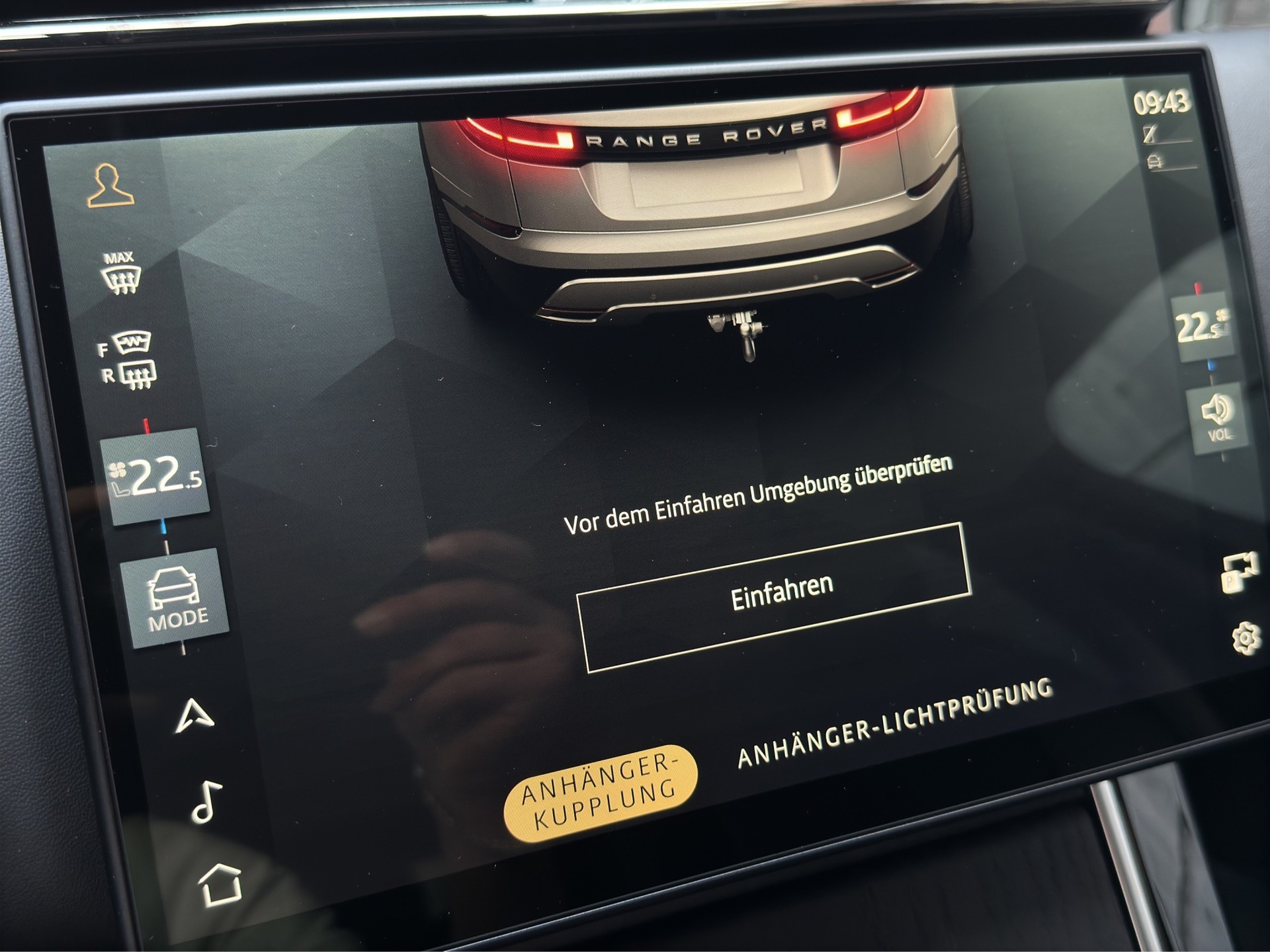 LAND ROVER Range Rover Velar 3.0 I6 Autobiography-image-13