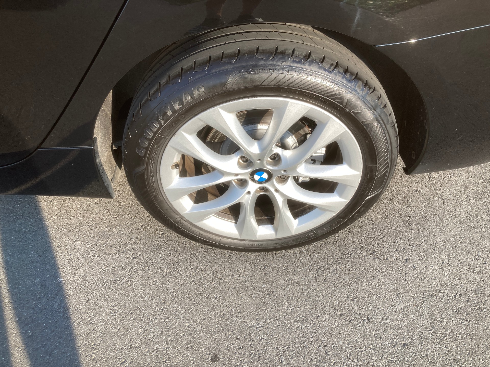 BMW 218d xDrive Gran Tourer-image-6