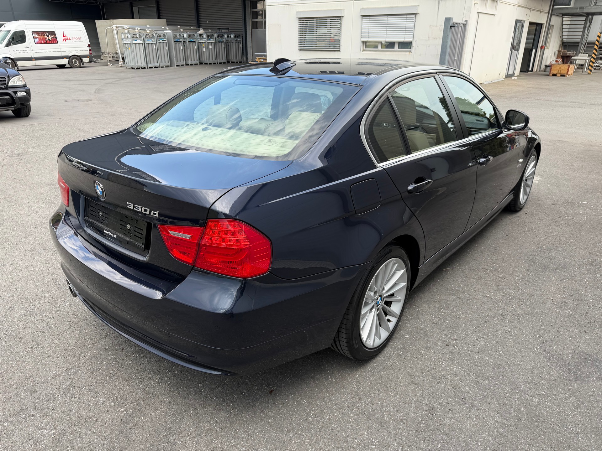 BMW BMW 330d xDrive LCI Steptronic Frisch MFK-image-2