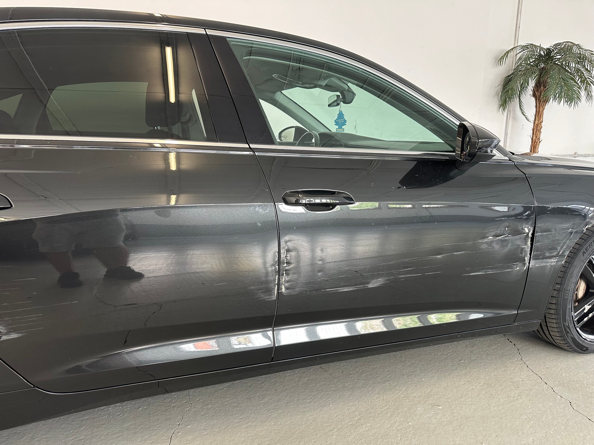 AUDI A6 Limousine 40 TDI Design S-tronic-image-5