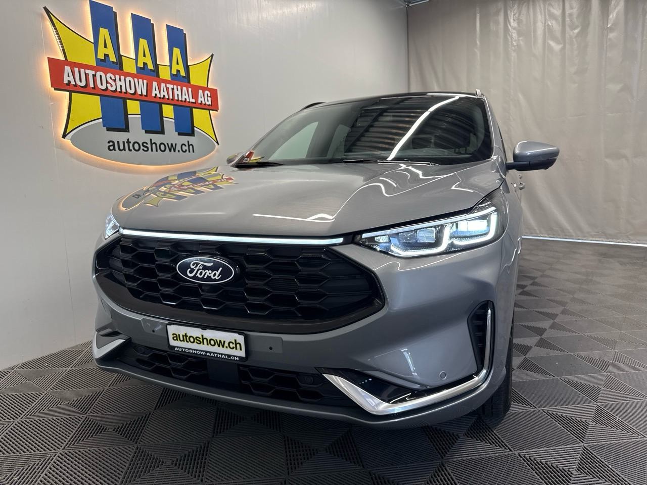 FORD Kuga 2.5 PHEV ST-Line X 243PS-image-19
