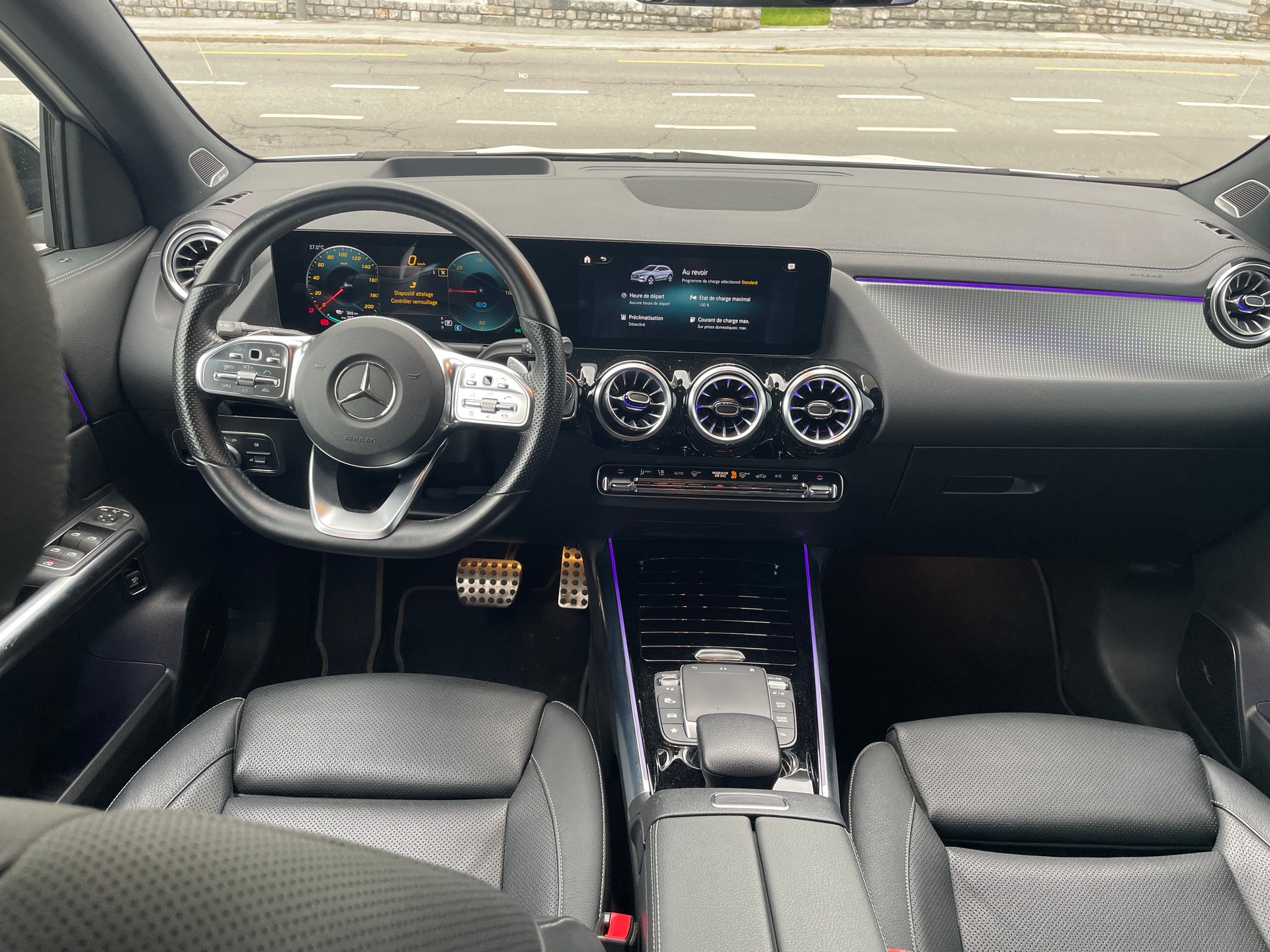 MERCEDES-BENZ EQA 350 AMG Line 4Matic-image-9