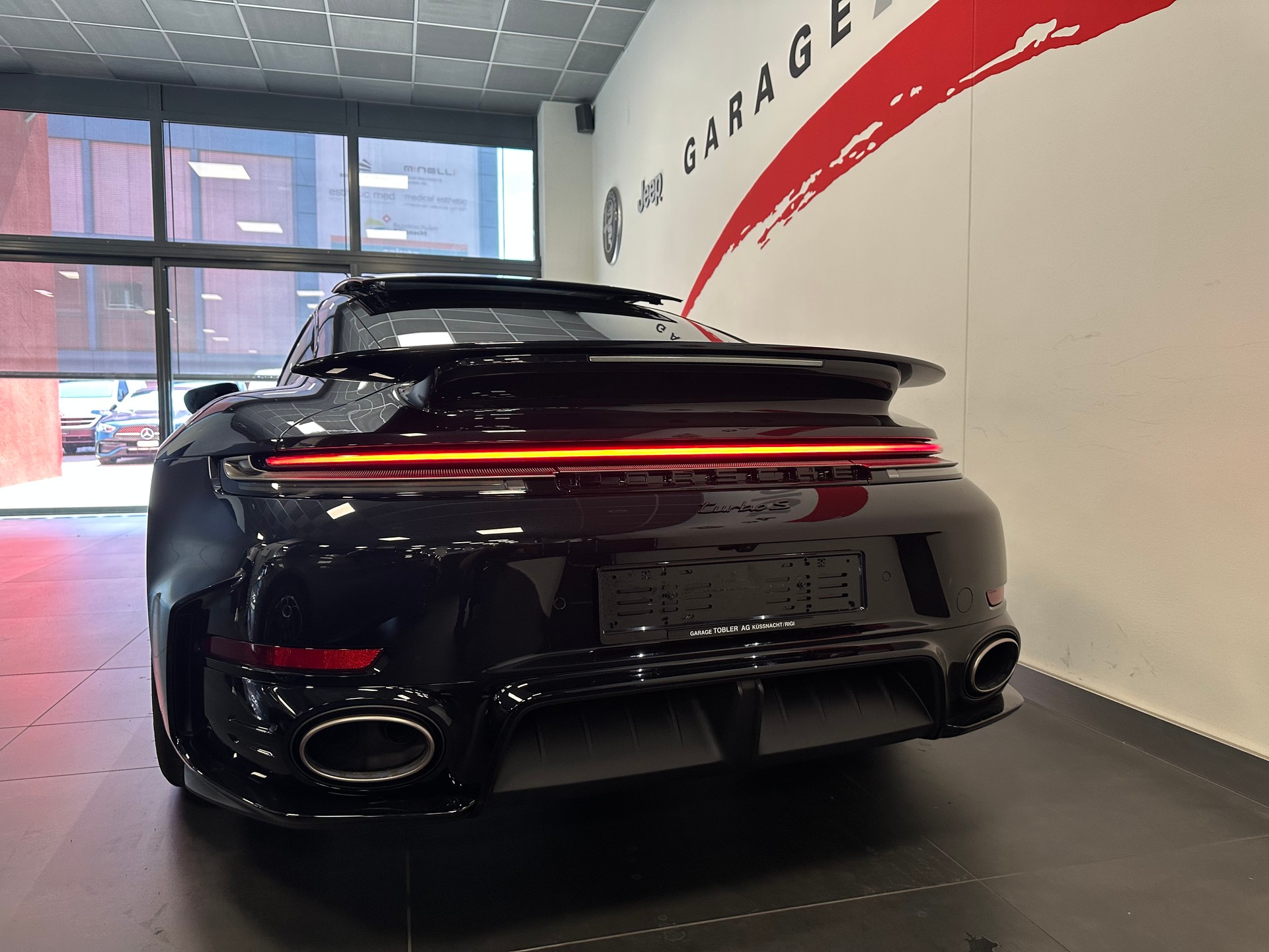 PORSCHE 911 Turbo S PDK-image-9