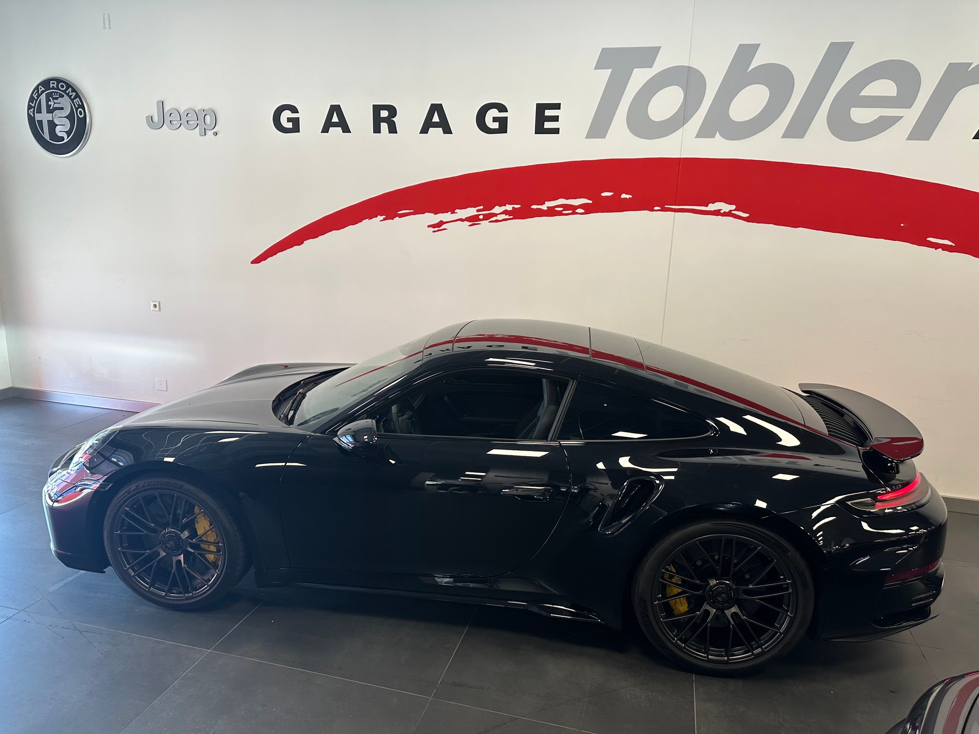 PORSCHE 911 Turbo S PDK-image-18