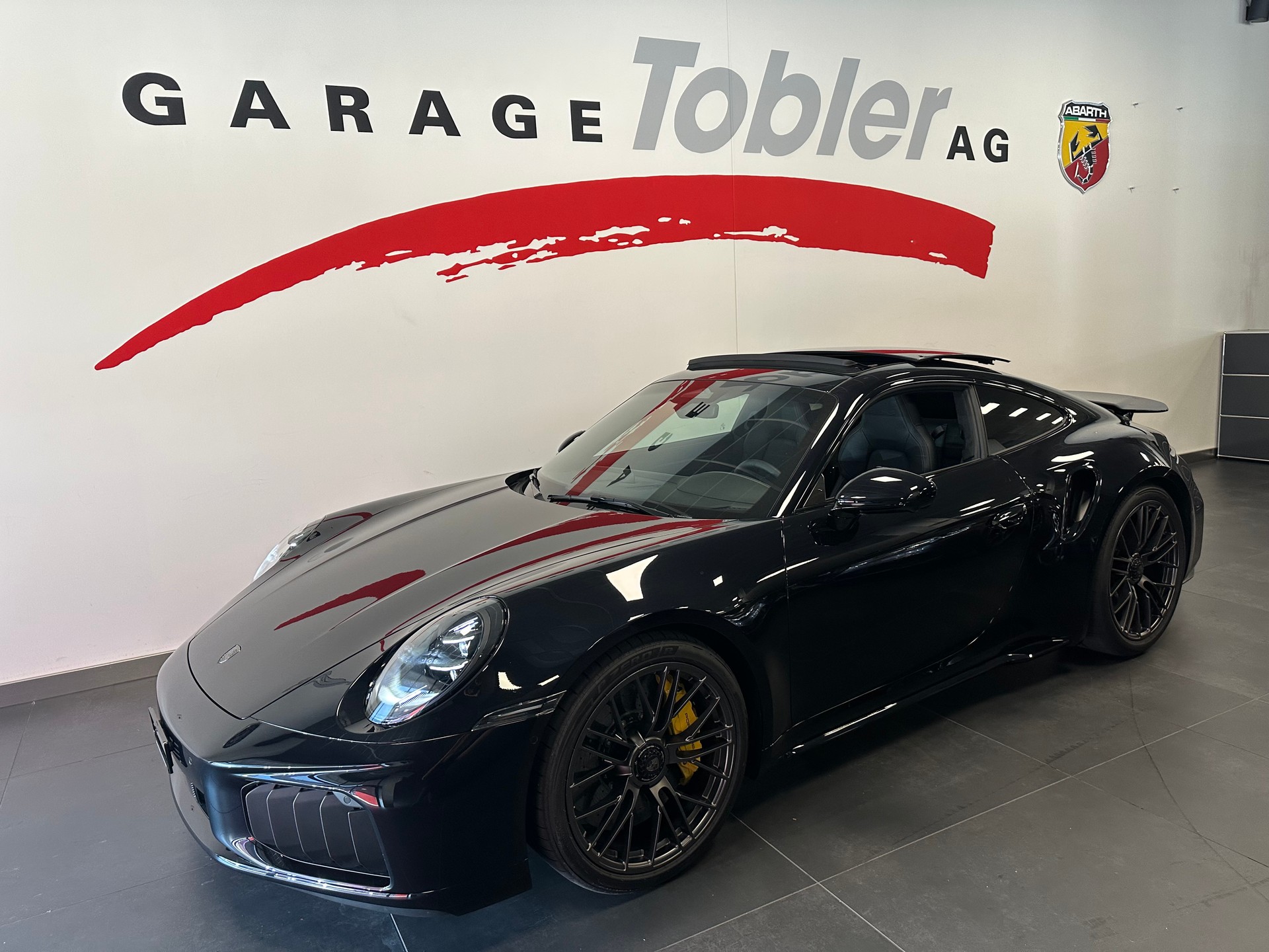 PORSCHE 911 Turbo S PDK-image-1