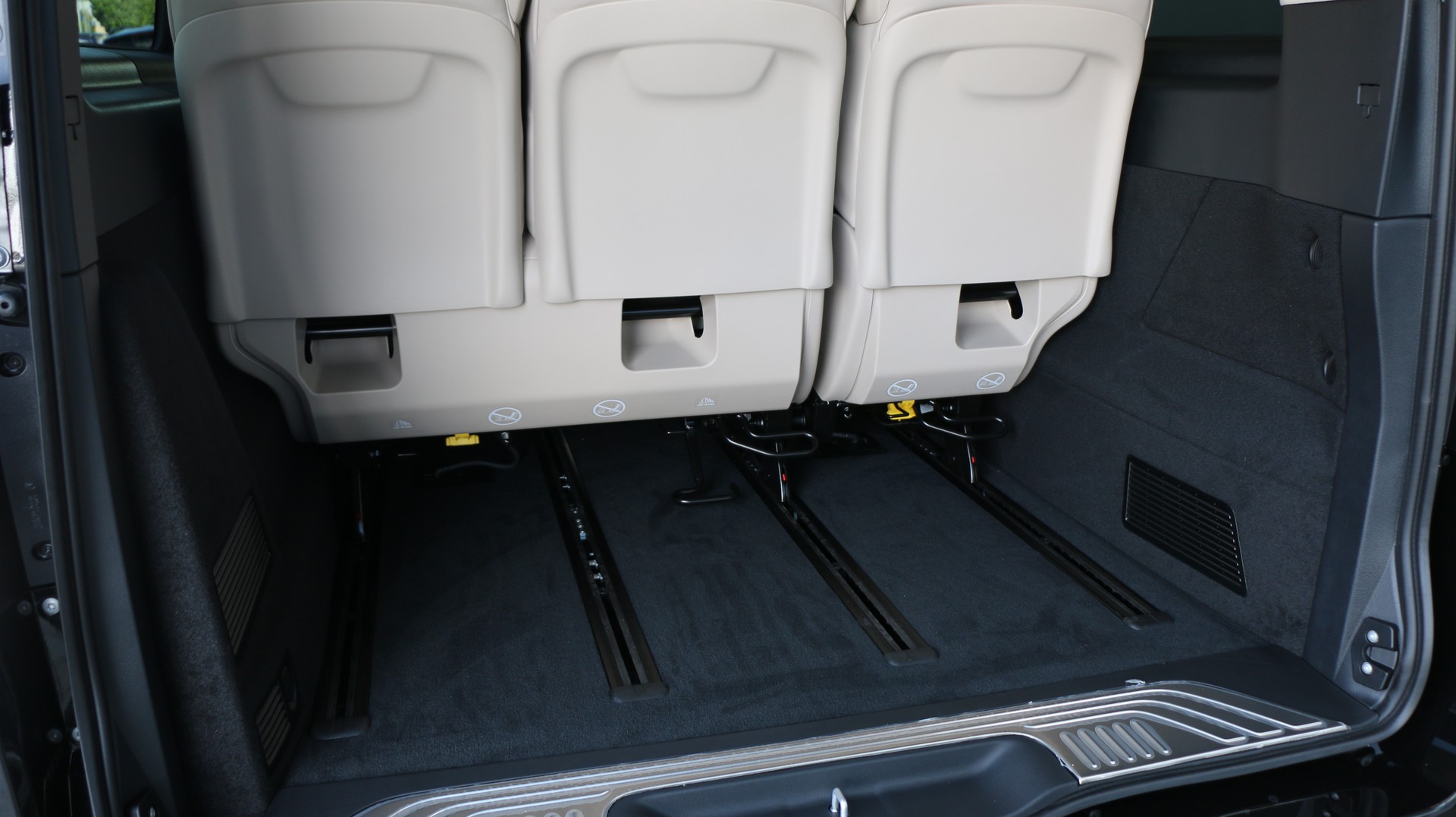 MERCEDES-BENZ V 300 d EXCLUSIVE 3430mm E-image-15