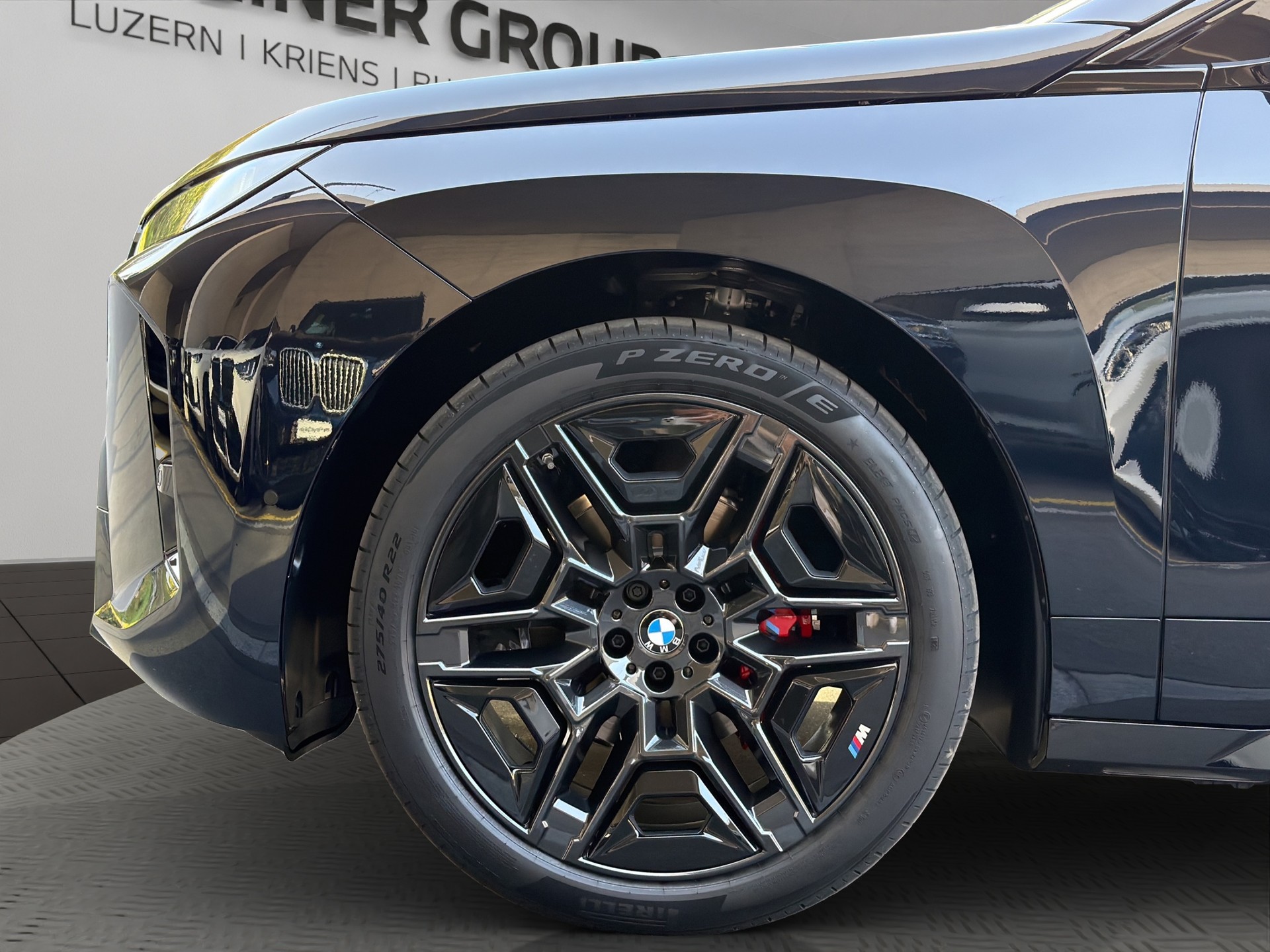 BMW iX xDrive60 M Sport Pro-image-8
