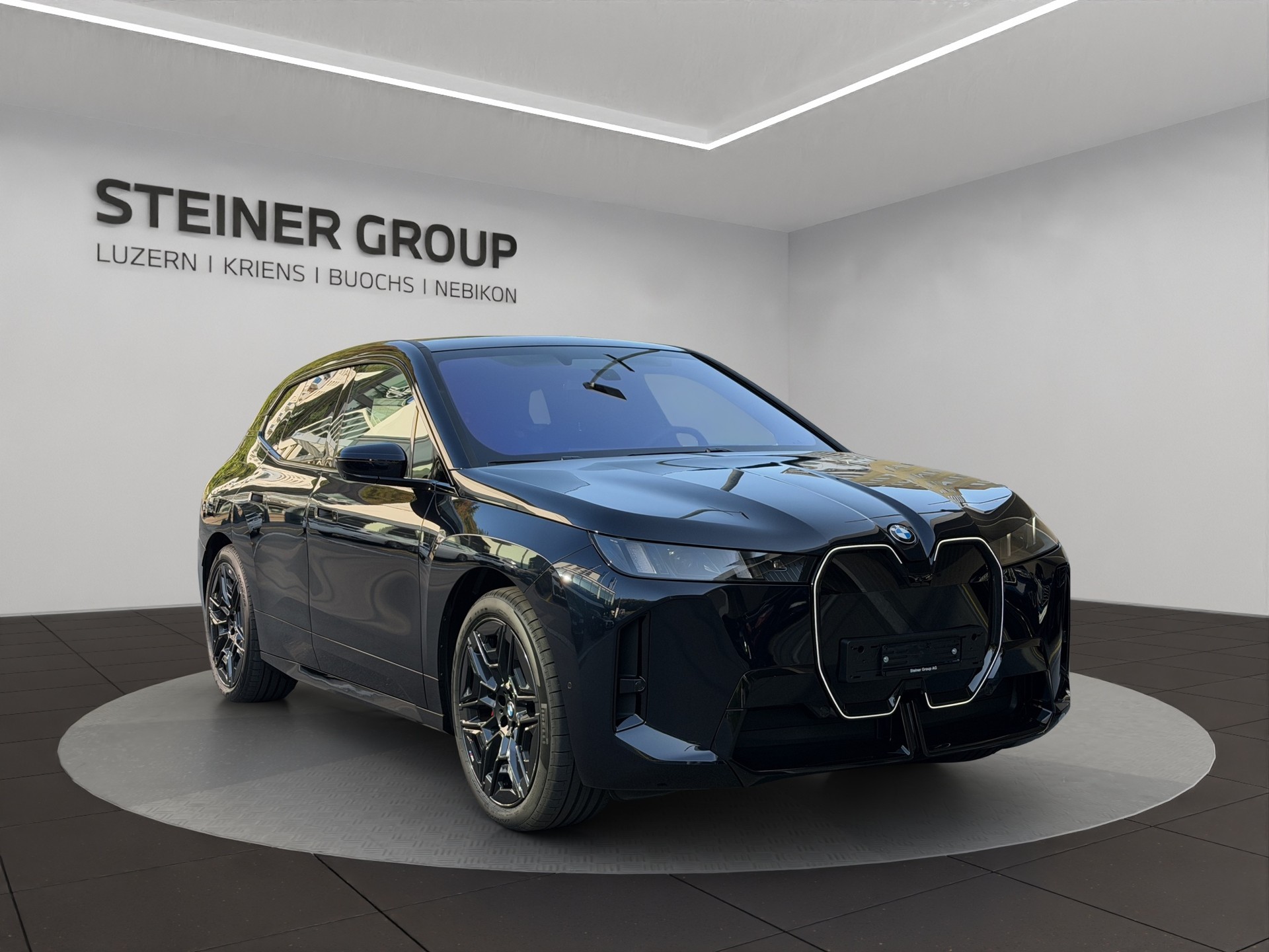 BMW iX xDrive60 M Sport Pro-image-2