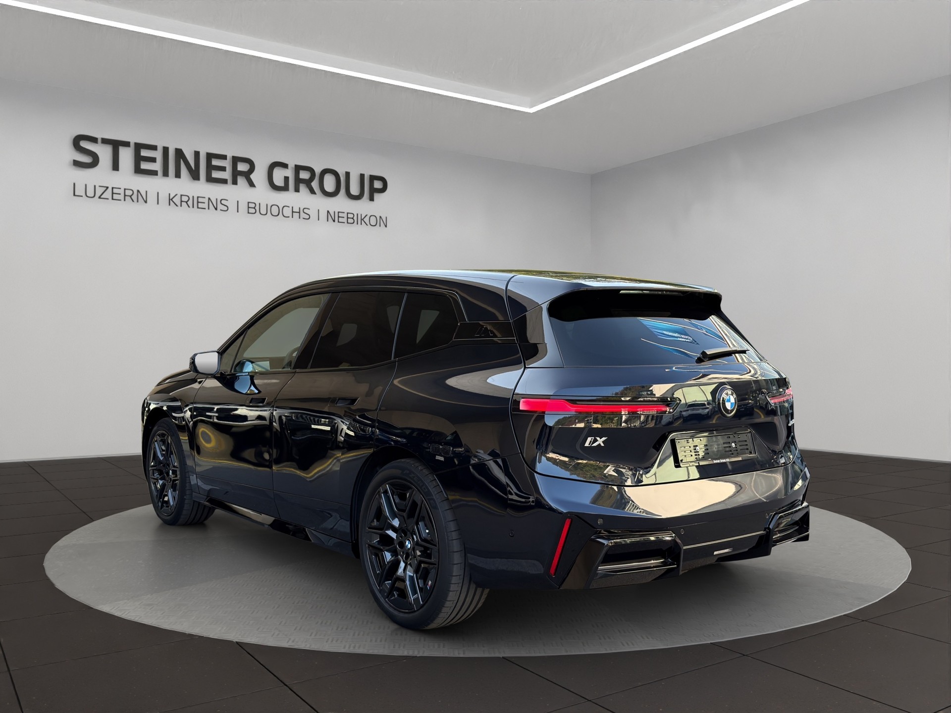 BMW iX xDrive60 M Sport Pro-image-6