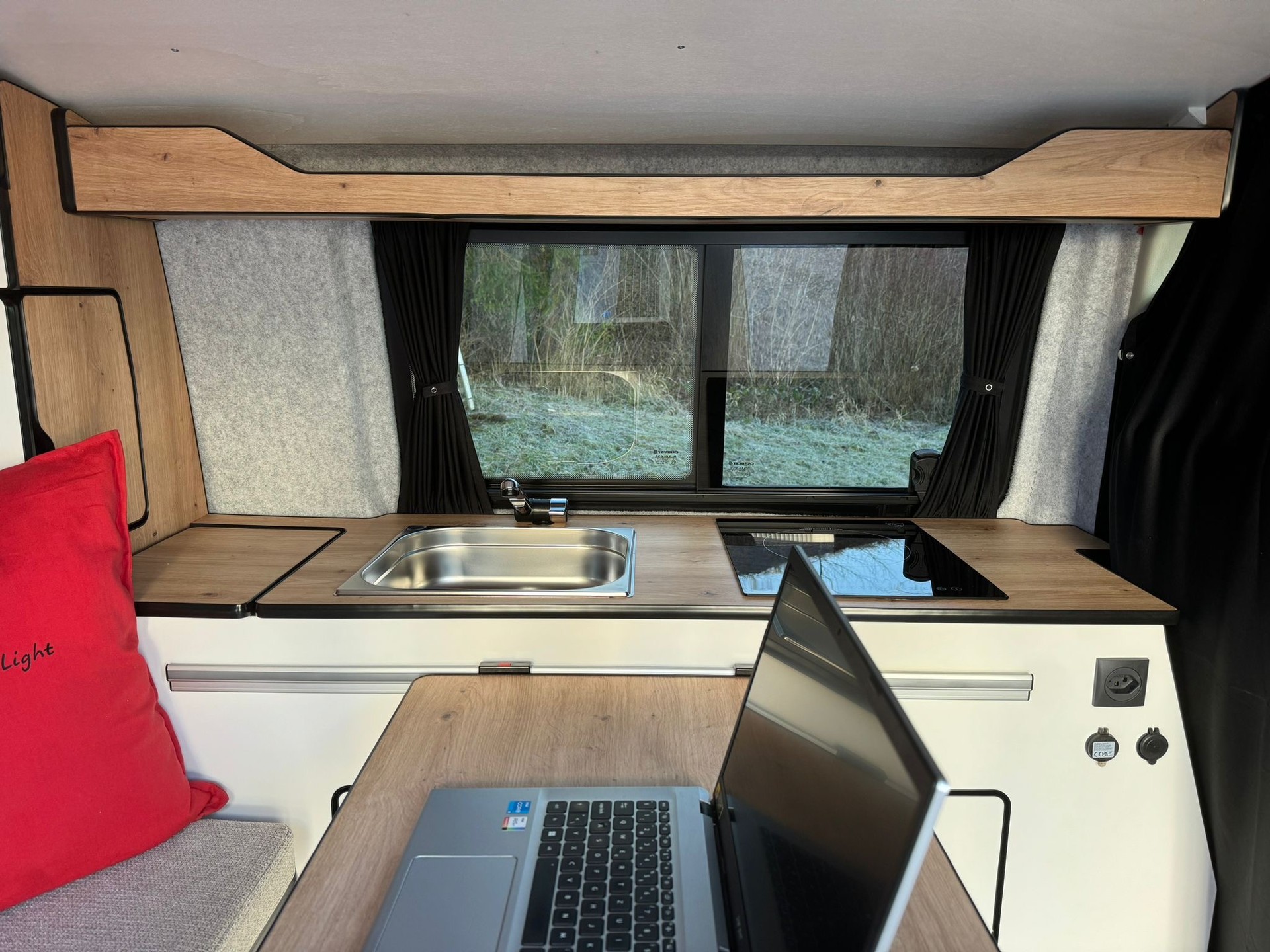 VW T6 Saranda Beach-image-19