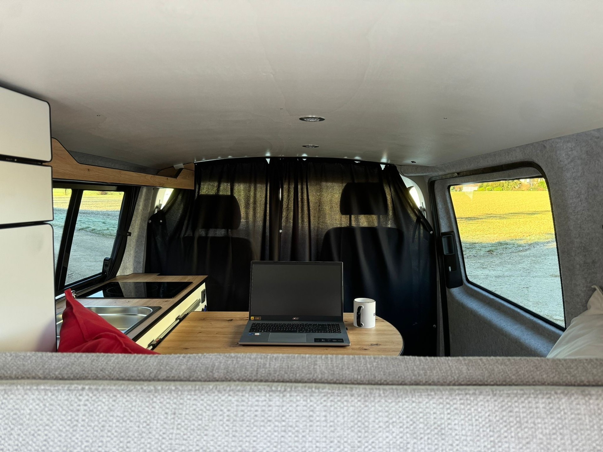 VW T6 Saranda Beach-image-18