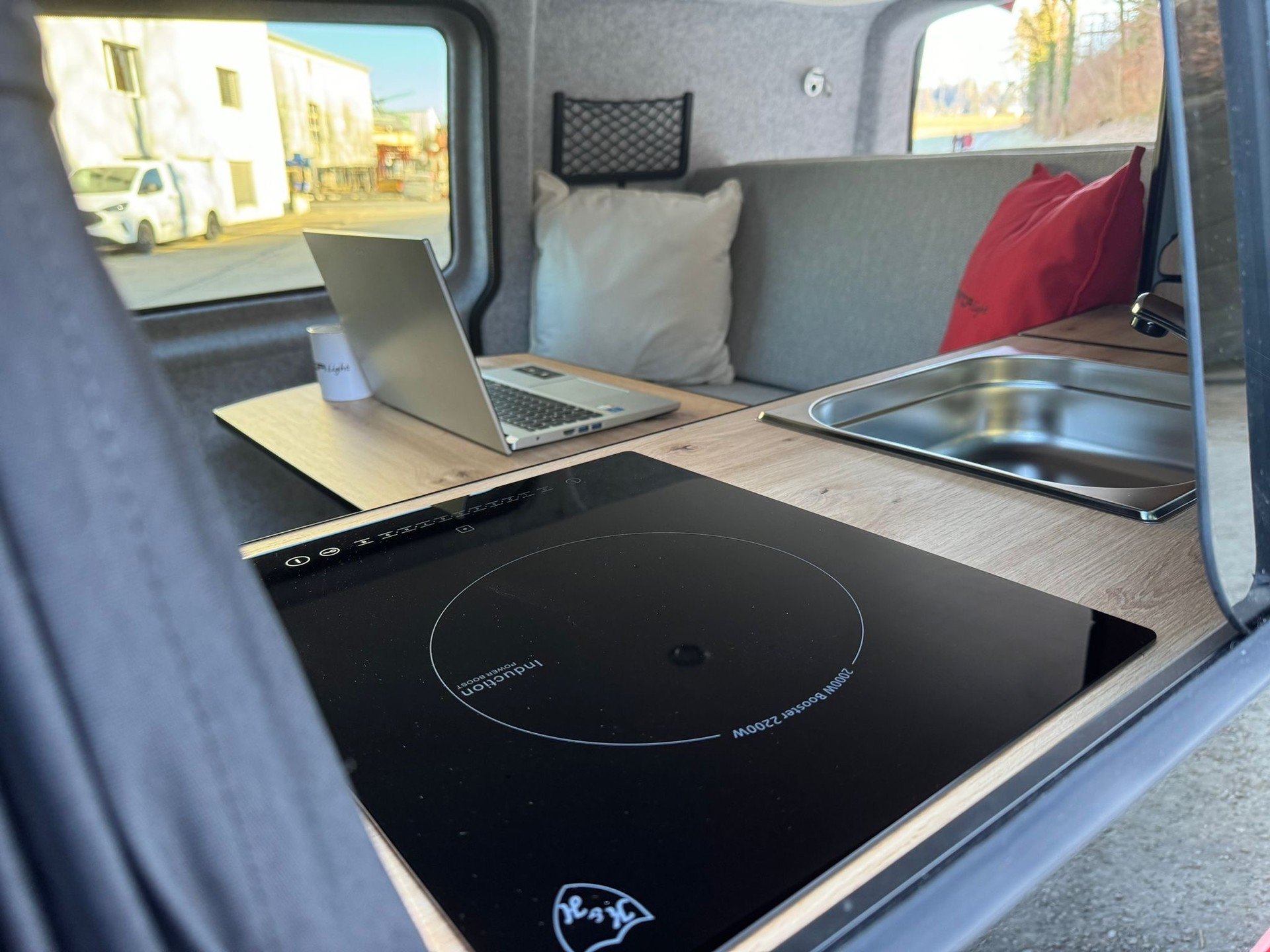 VW T6 Saranda Beach-image-15