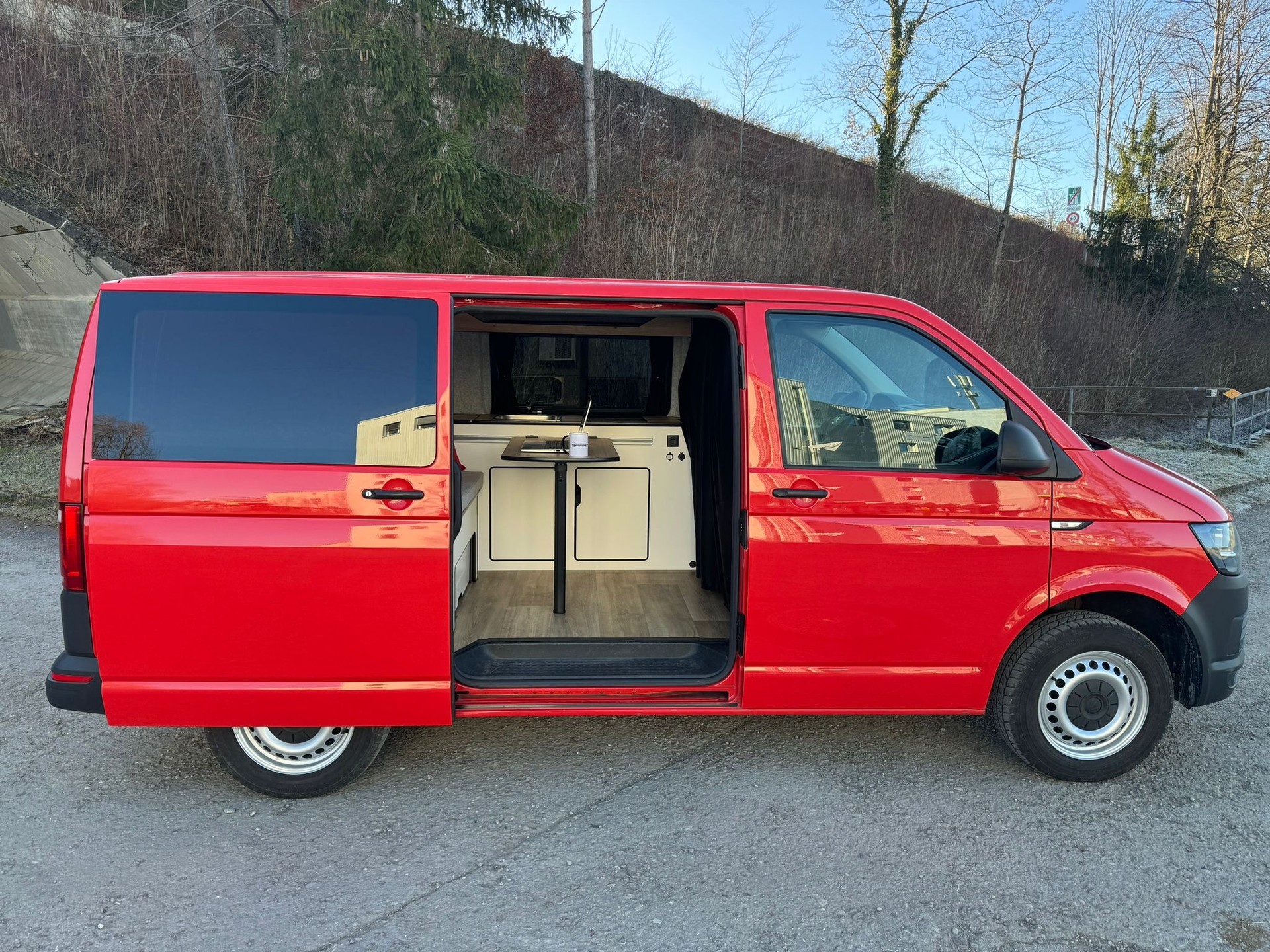VW T6 Saranda Beach-image-0