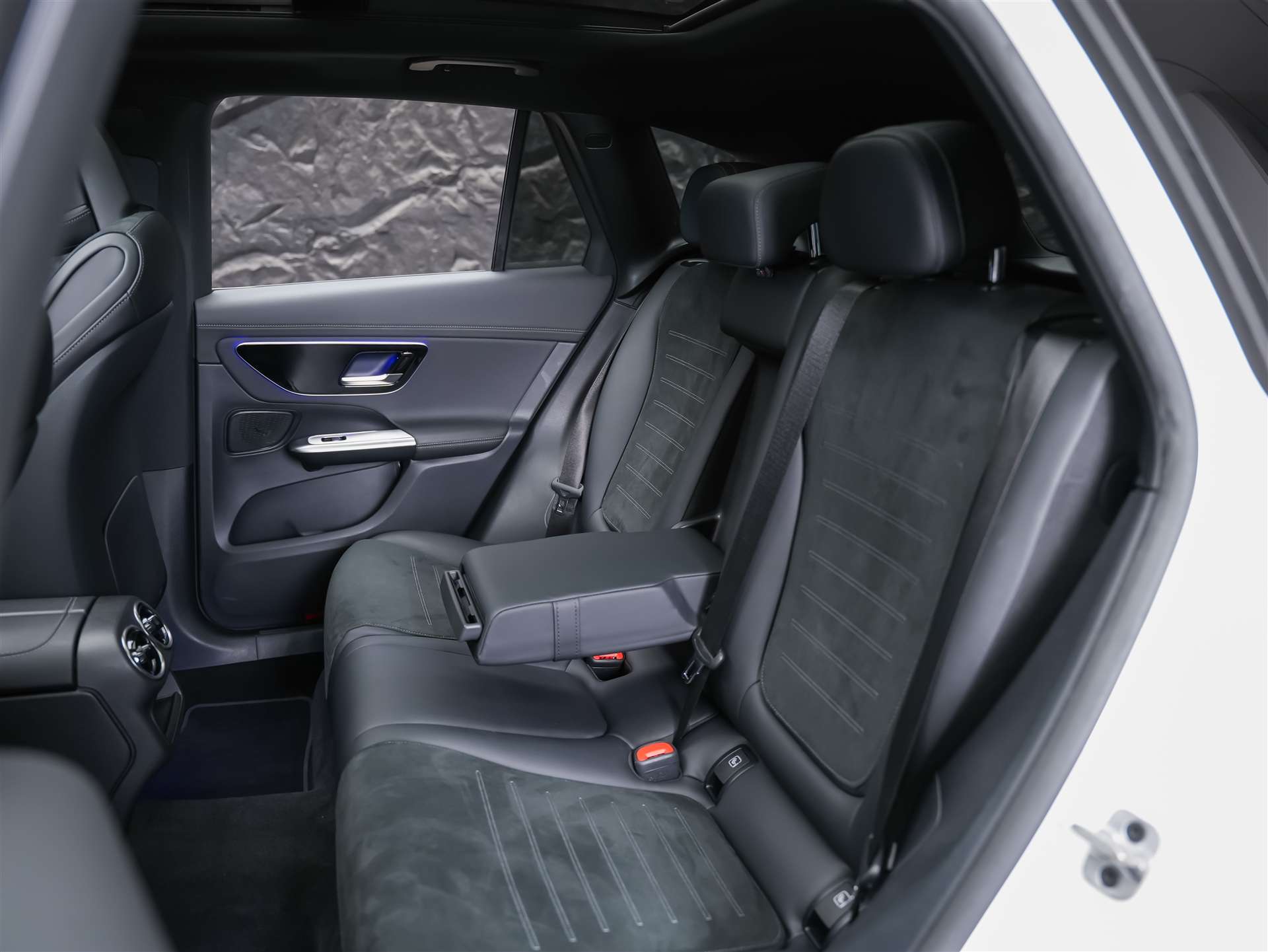 MERCEDES-BENZ GLC 300 4Matic AMG Line 9G-Tronic *21" Felgen*Panorama*AHK*-image-14