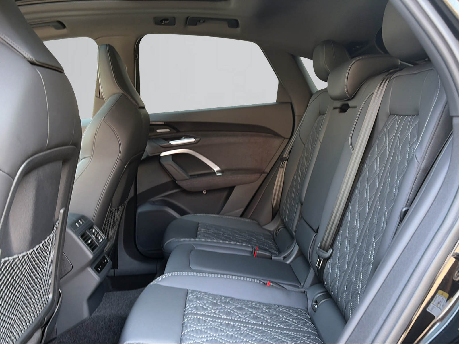 AUDI Q5 Sportback TFSI quattro 150 kW S-tronic-image-9
