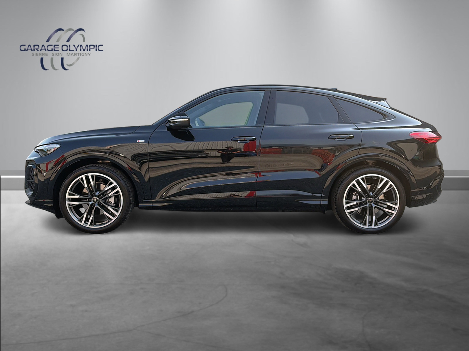 AUDI Q5 Sportback TFSI quattro 150 kW S-tronic-showroom-element-2
