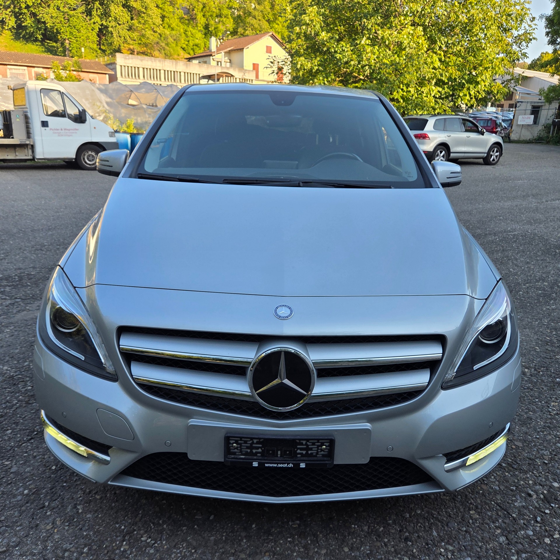 MERCEDES-BENZ B 220 4Matic 7G-DCT-image-6