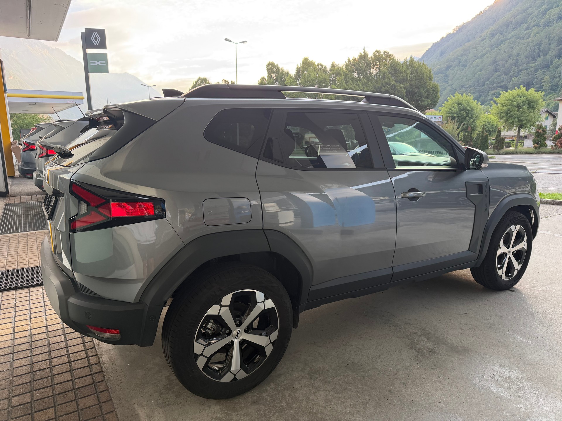 DACIA Duster HEV 140 Journey-image-2