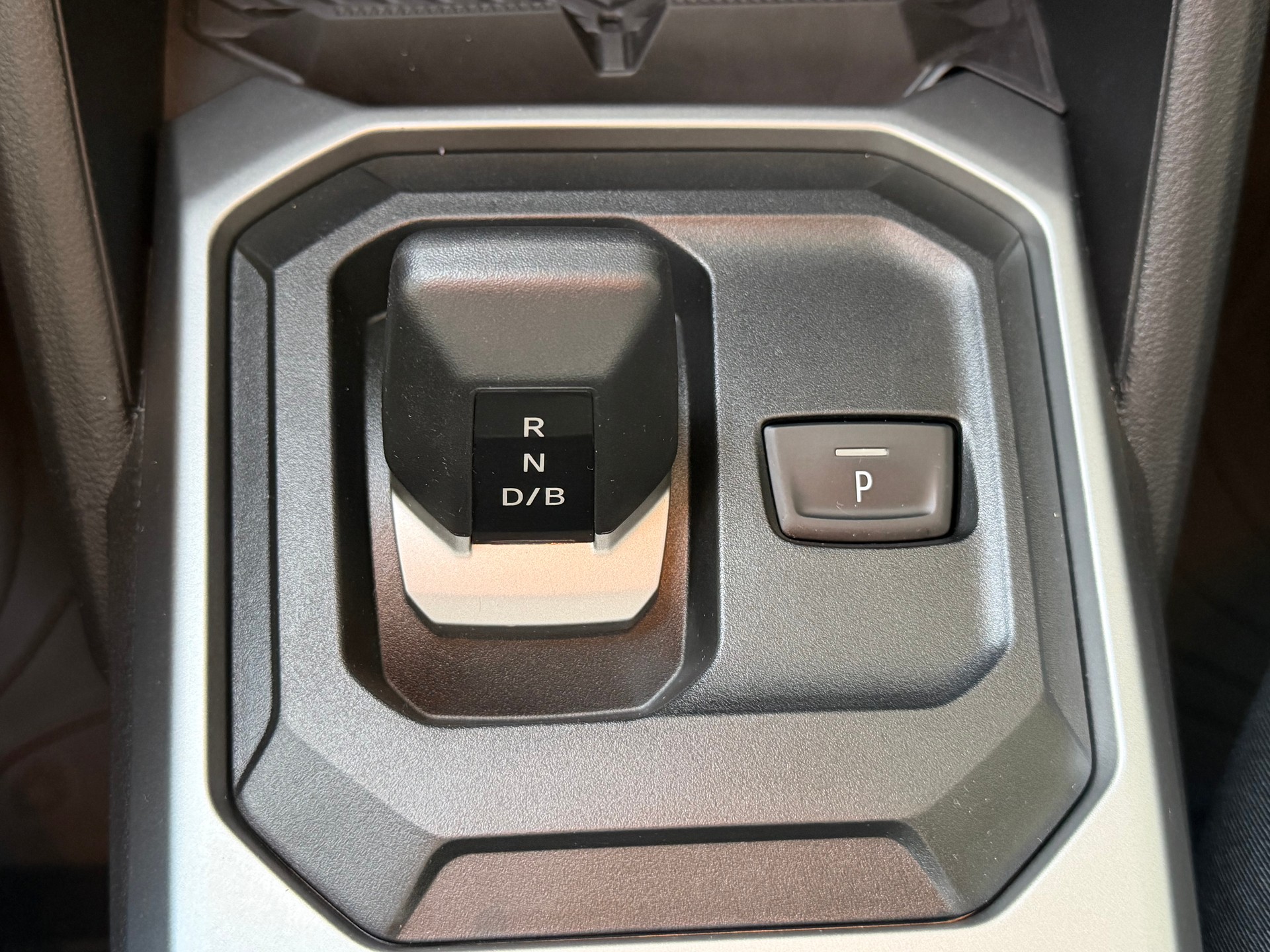 DACIA Duster HEV 140 Journey-image-14