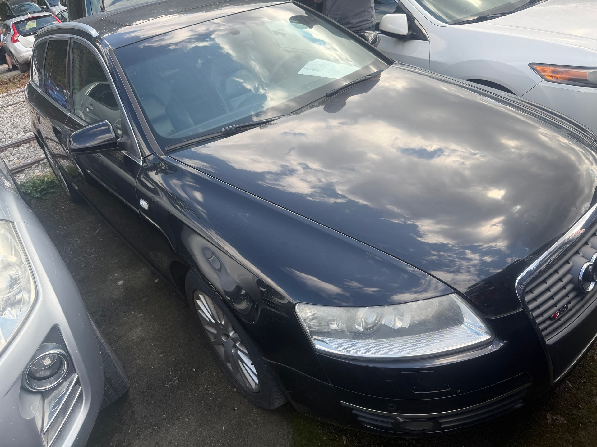 AUDI A6 Avant 4.2 V8 FSI quattro tiptronic-image-0
