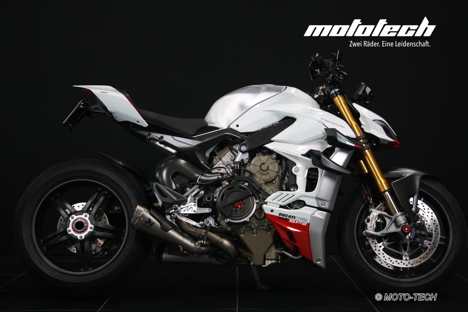 DUCATI Streetfighter V4 SP2 Speciale-showroom-element-1