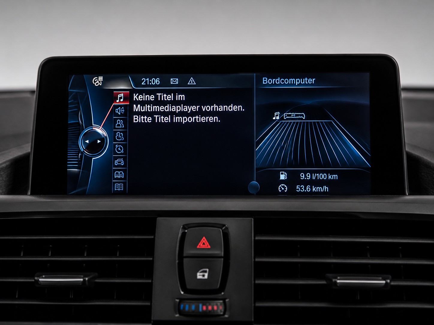 BMW M135i xDrive Steptronic-image-16