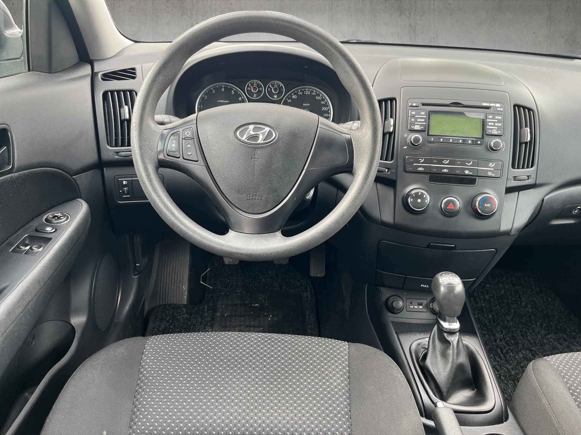 HYUNDAI i30 1.4 Comfort-image-14