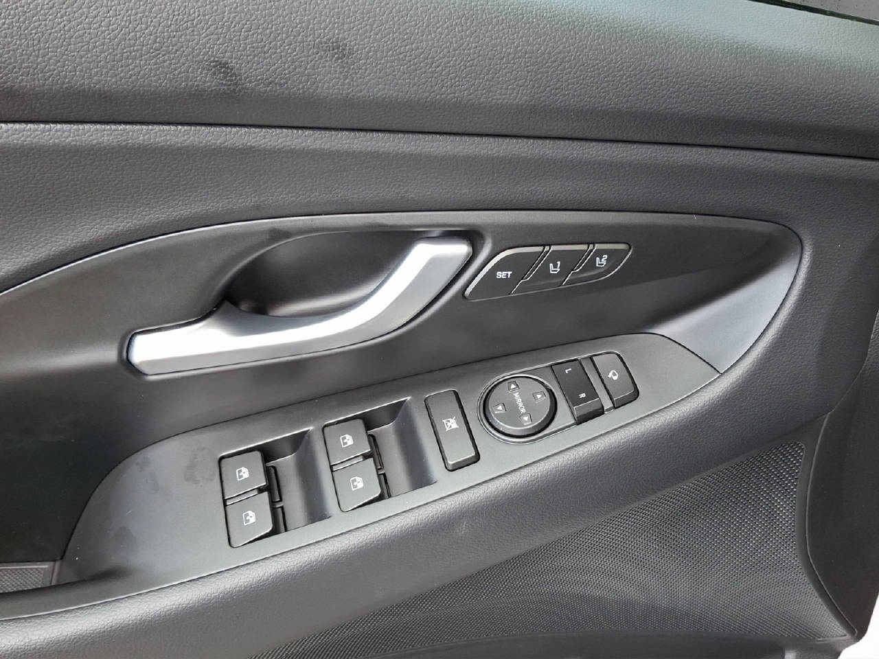 HYUNDAI i30 Wagon 1.5 T-GDi Vertex-image-12