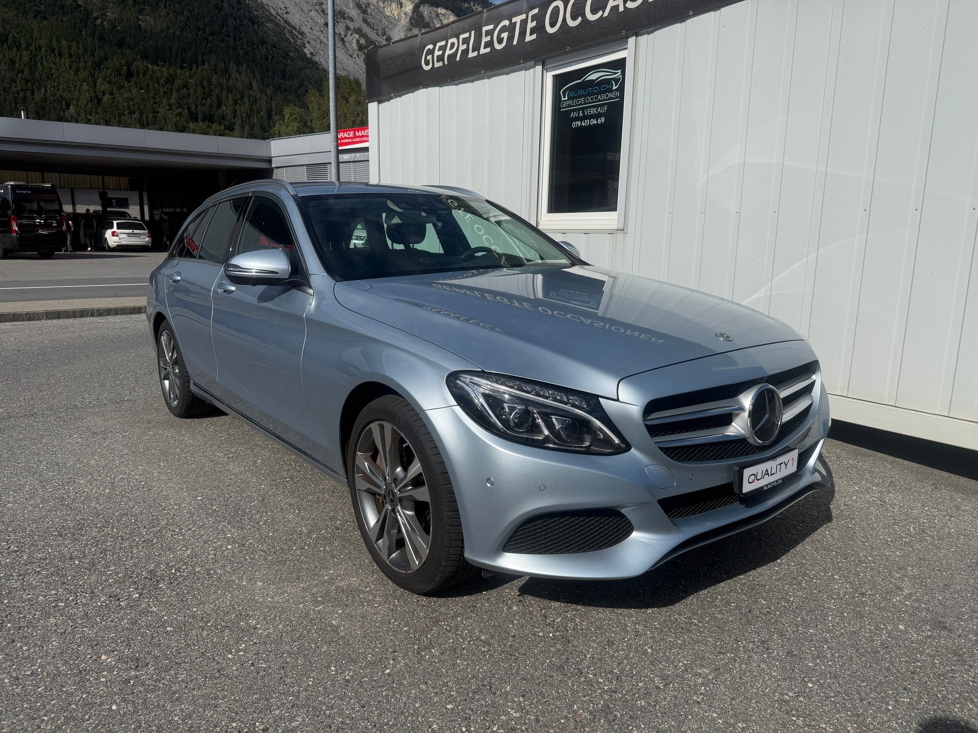 MERCEDES-BENZ C 400 Avantgarde 4Matic 9G-Tronic