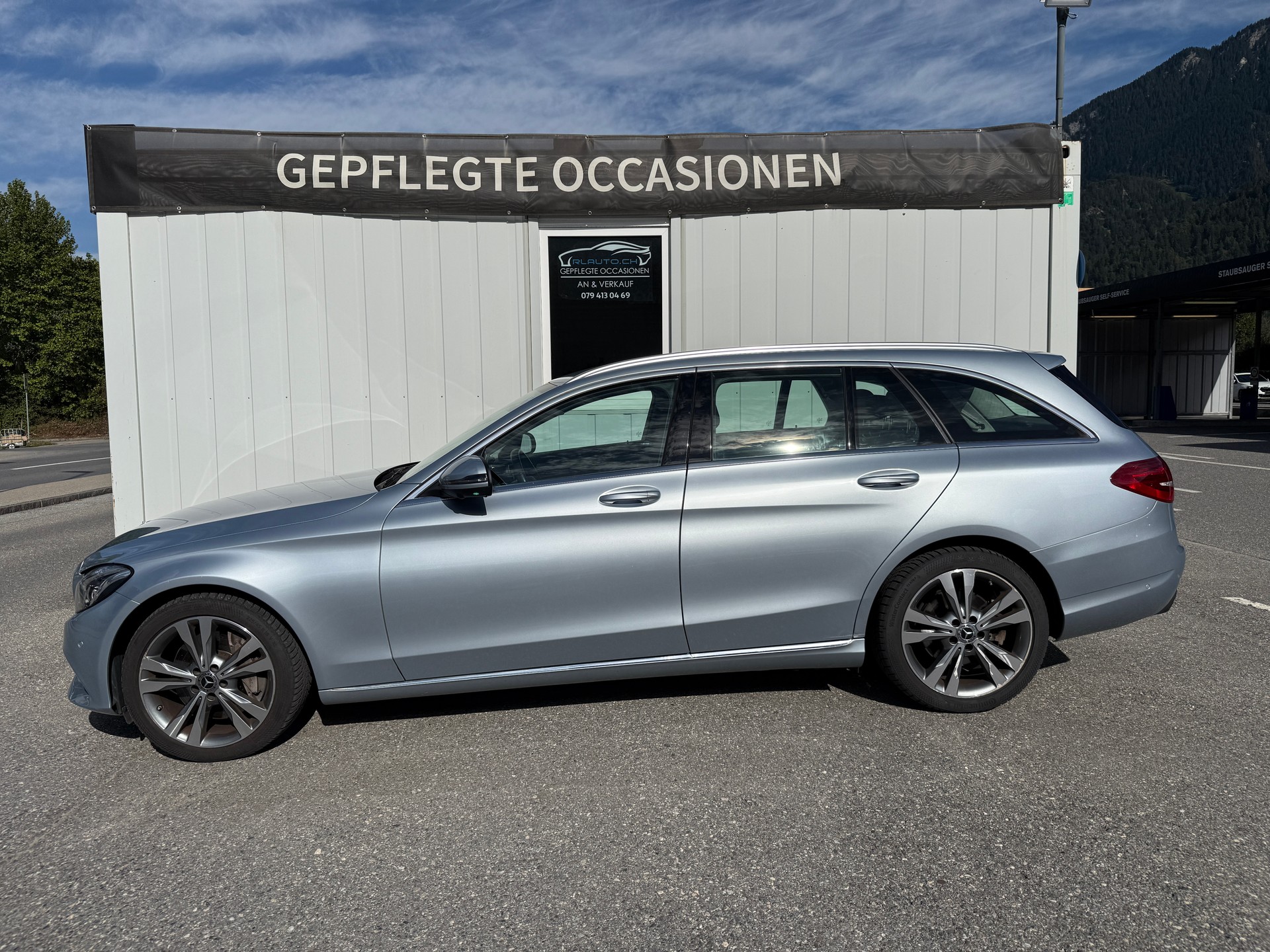 MERCEDES-BENZ C 400 Avantgarde 4Matic 9G-Tronic-image-7
