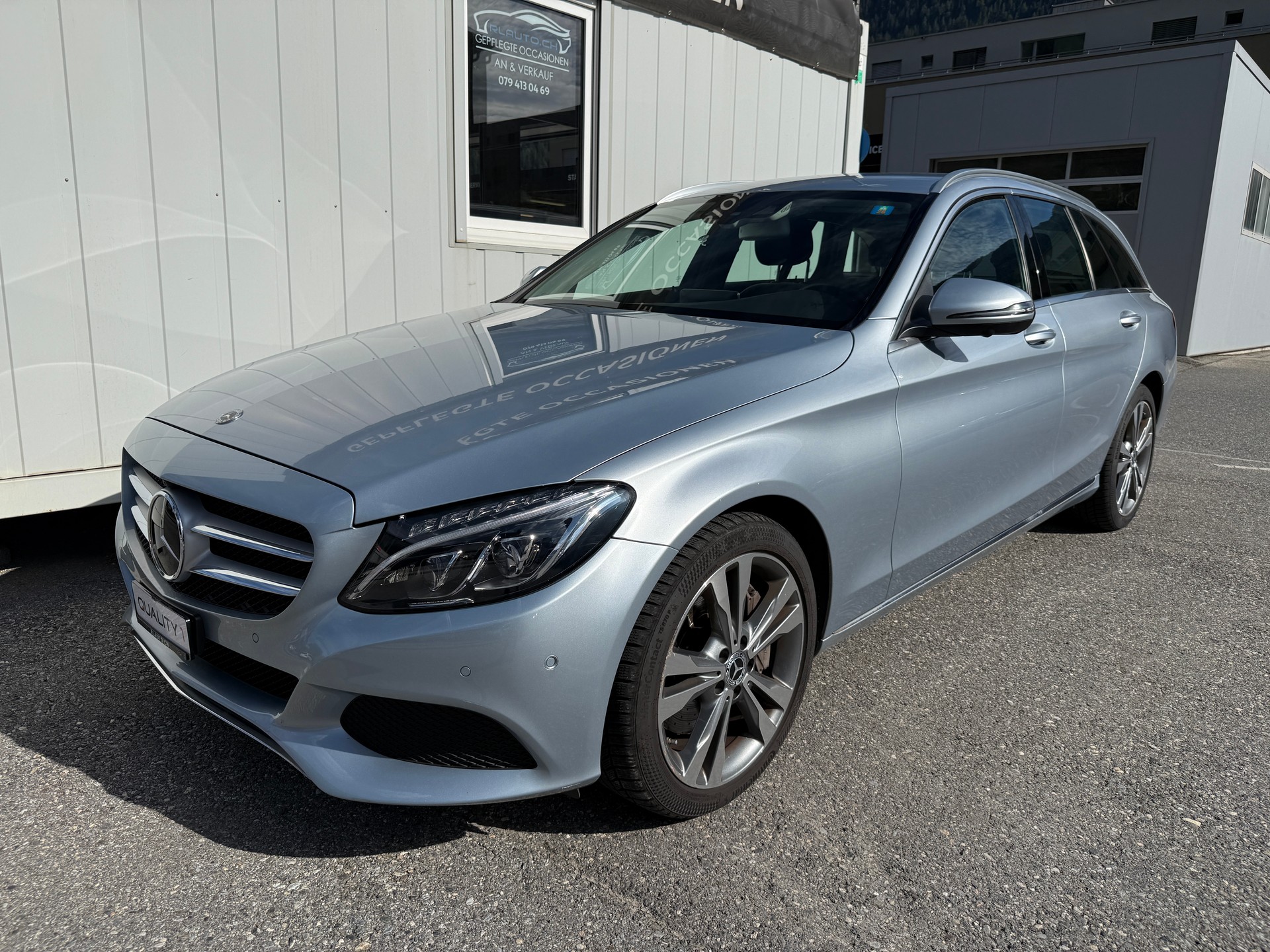 MERCEDES-BENZ C 400 Avantgarde 4Matic 9G-Tronic-image-8