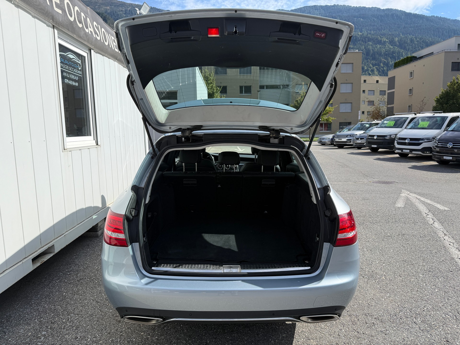 MERCEDES-BENZ C 400 Avantgarde 4Matic 9G-Tronic-image-5