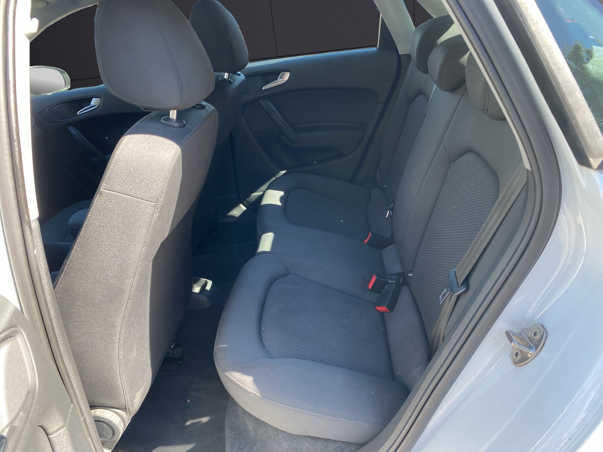 AUDI A1 Sportback 1.2 TFSI Attraction-image-15