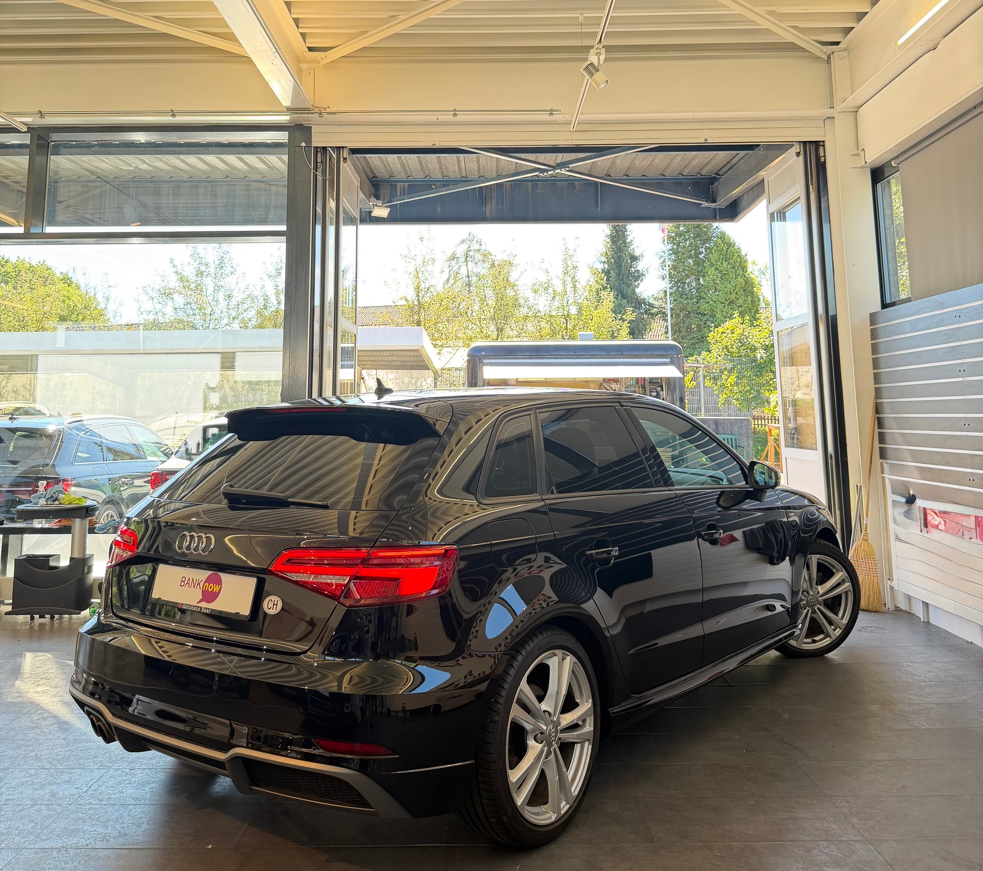 AUDI A3 Sportback 1.5 T FSI Sport S-Tronic-image-4
