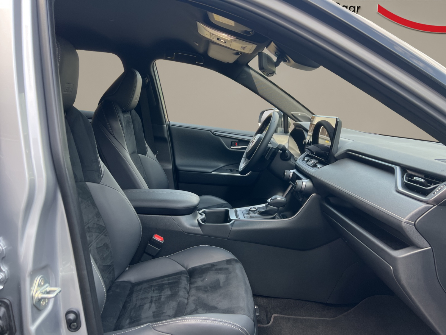 TOYOTA RAV4 2.5 Plug-In-Hybrid GR Sport-image-9