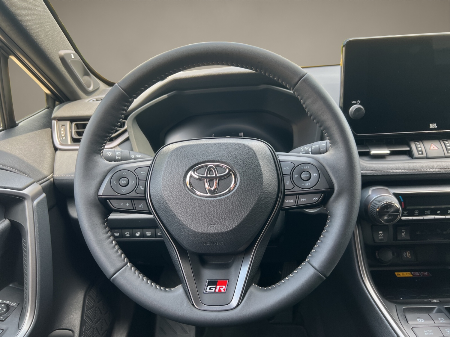 TOYOTA RAV4 2.5 Plug-In-Hybrid GR Sport-image-12
