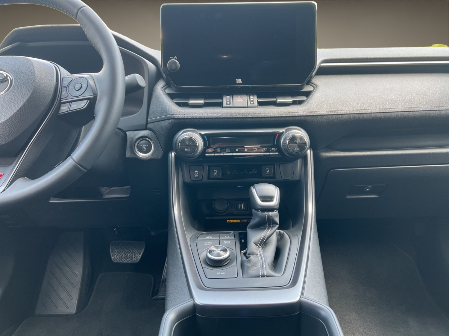TOYOTA RAV4 2.5 Plug-In-Hybrid GR Sport-image-13