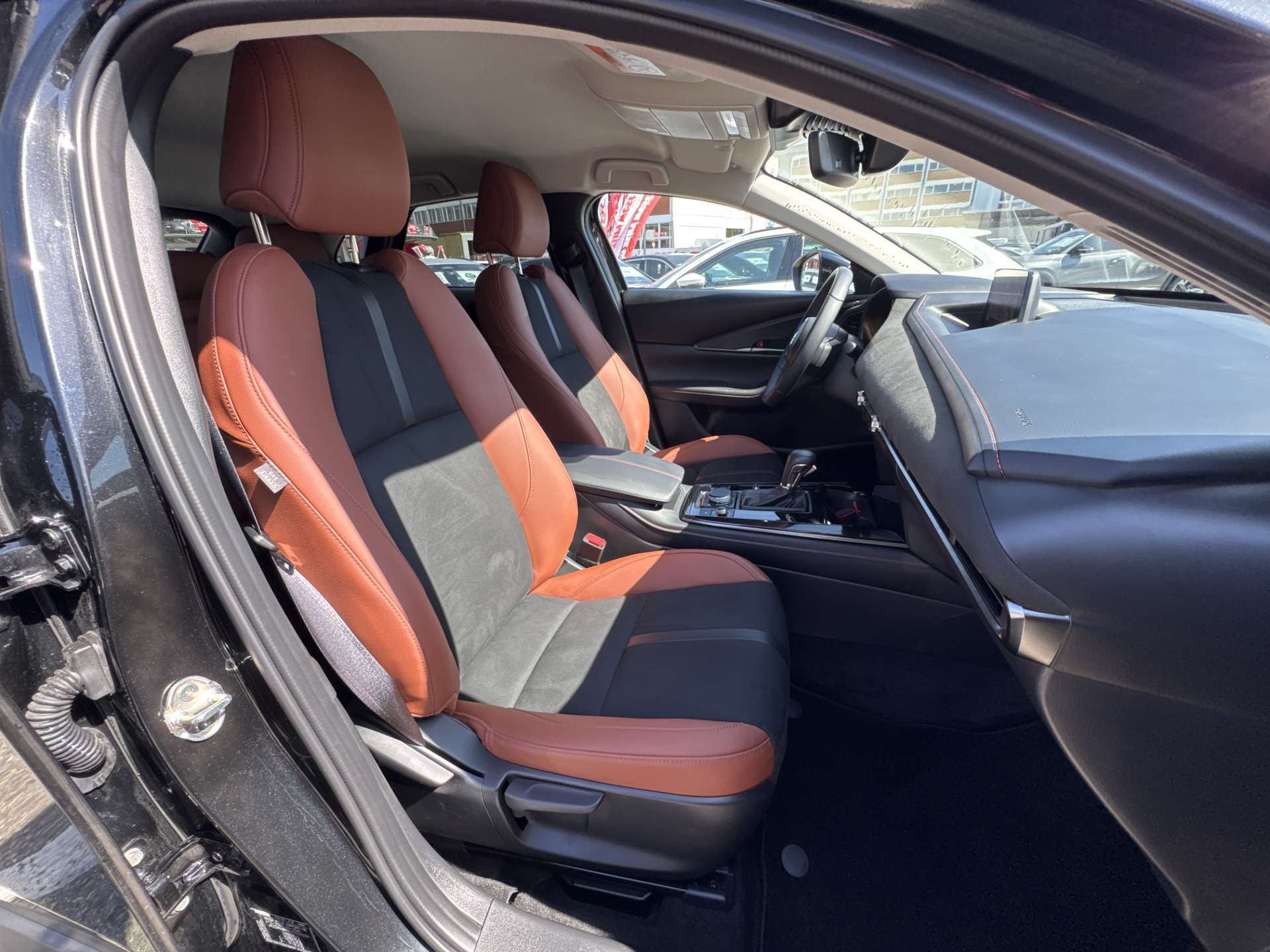 MAZDA CX-30 SKYACTIV-G 140 MHEV Nagisa Automat-image-12