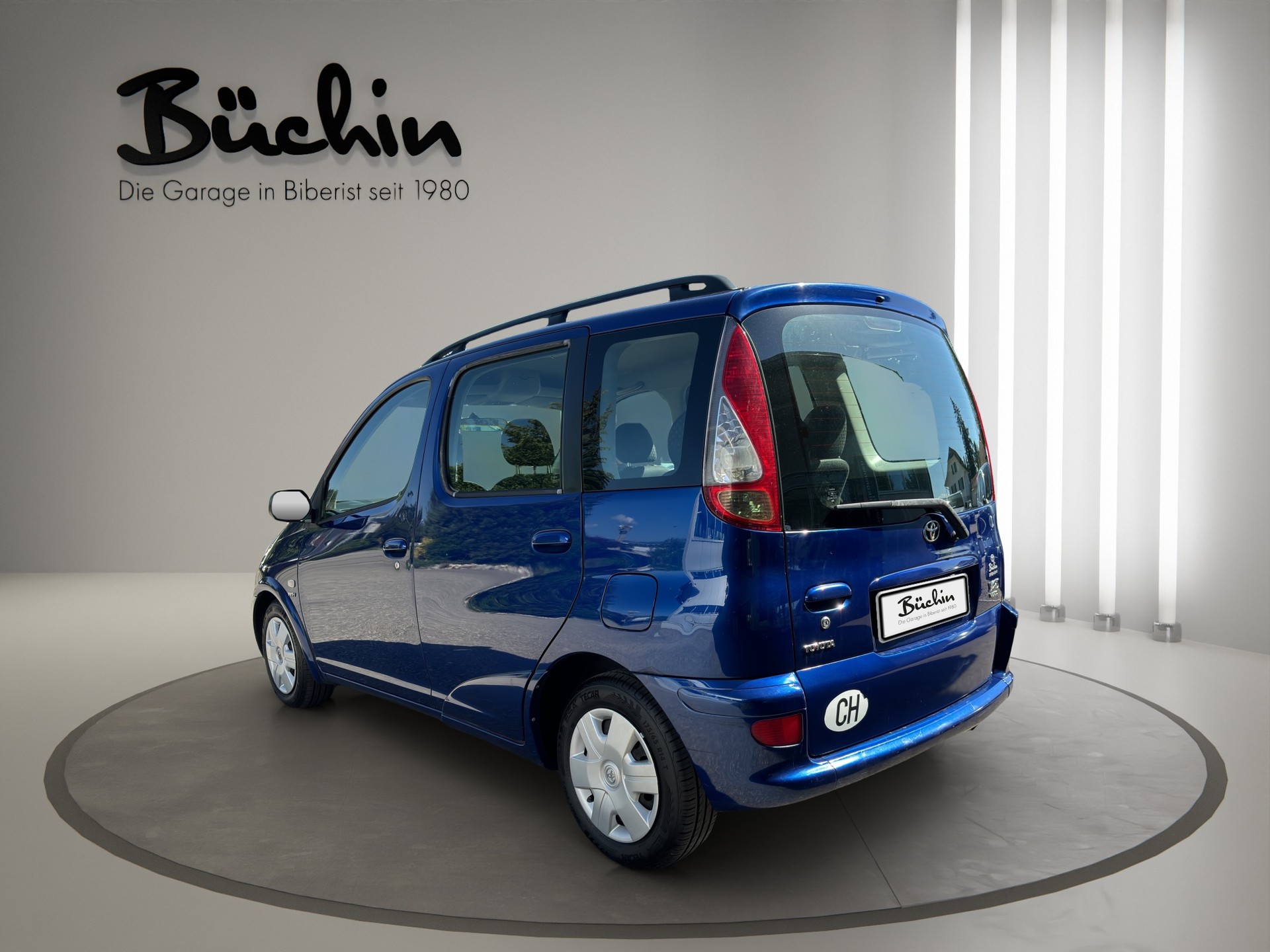 TOYOTA Yaris Verso 1.3 Linea Luna-image-4