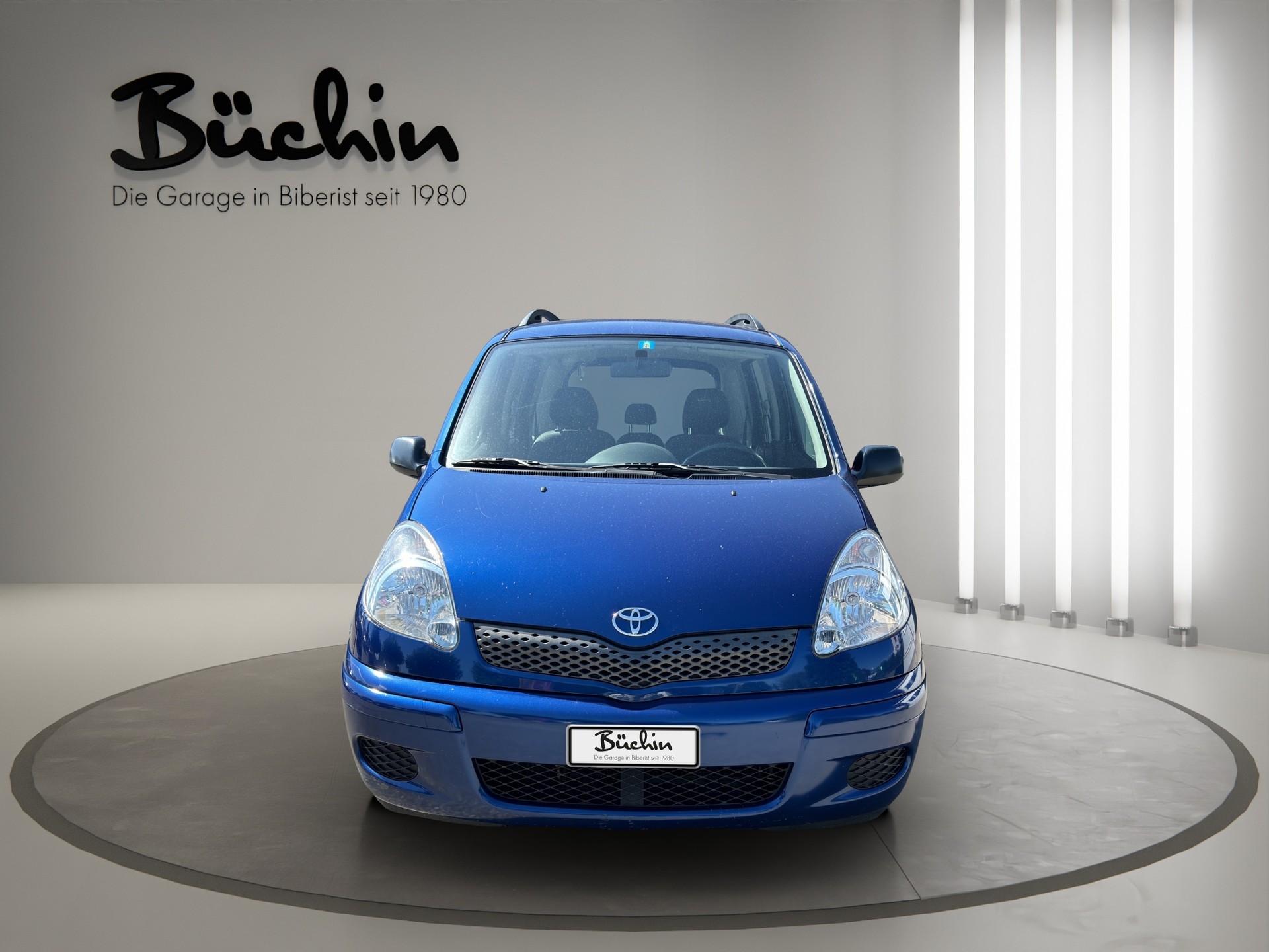 TOYOTA Yaris Verso 1.3 Linea Luna-image-1