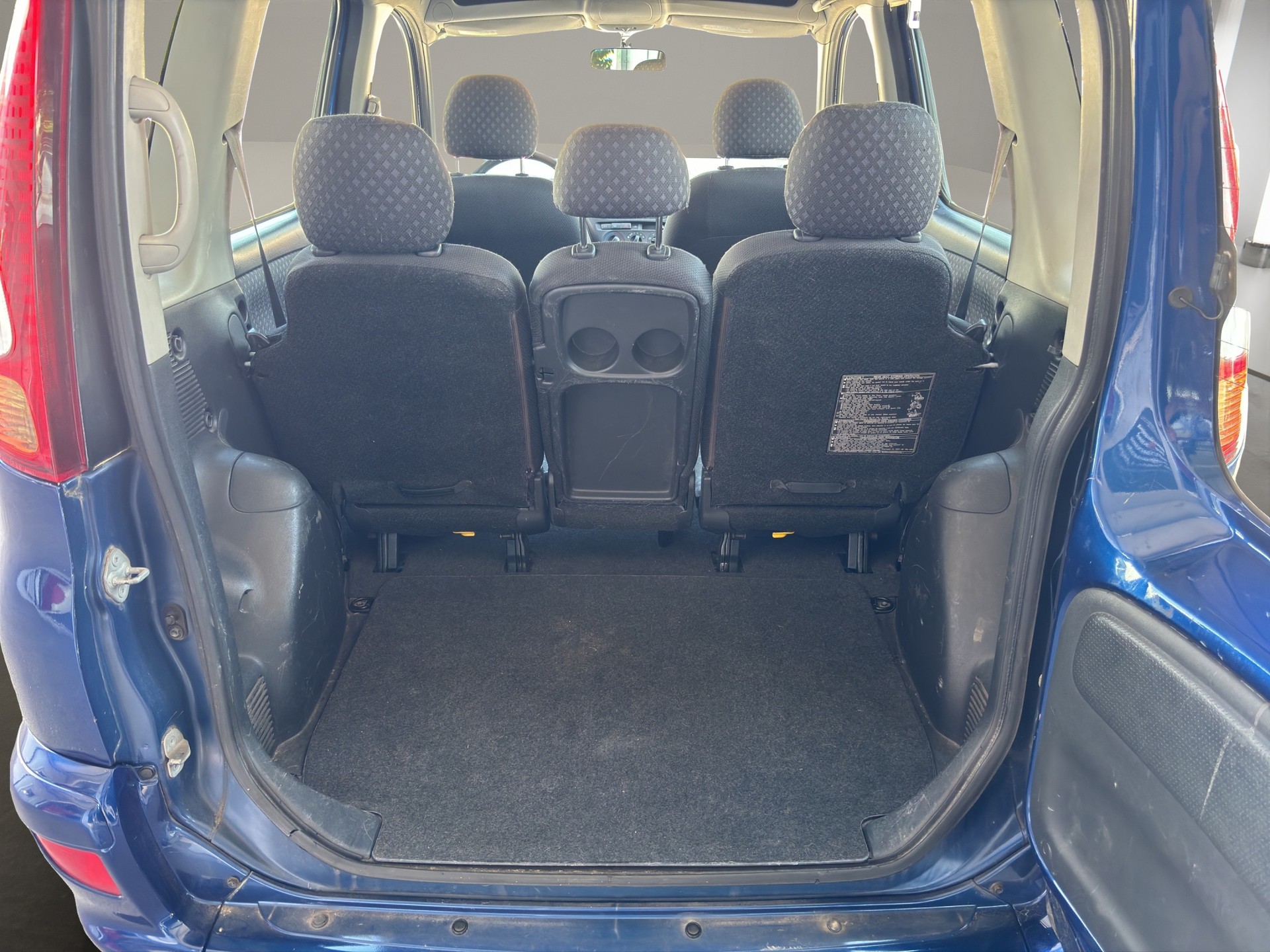 TOYOTA Yaris Verso 1.3 Linea Luna-image-16