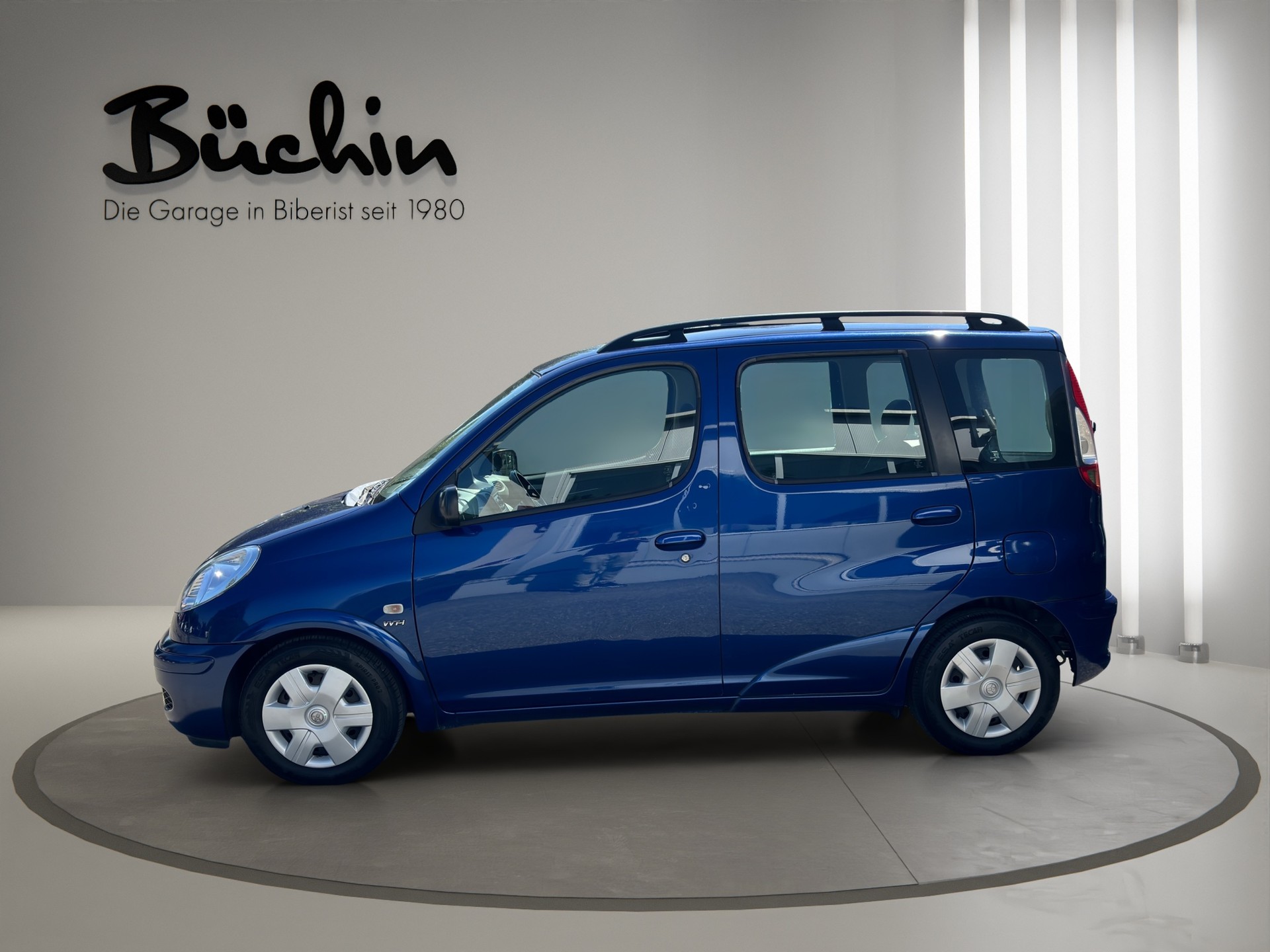 TOYOTA Yaris Verso 1.3 Linea Luna-image-3